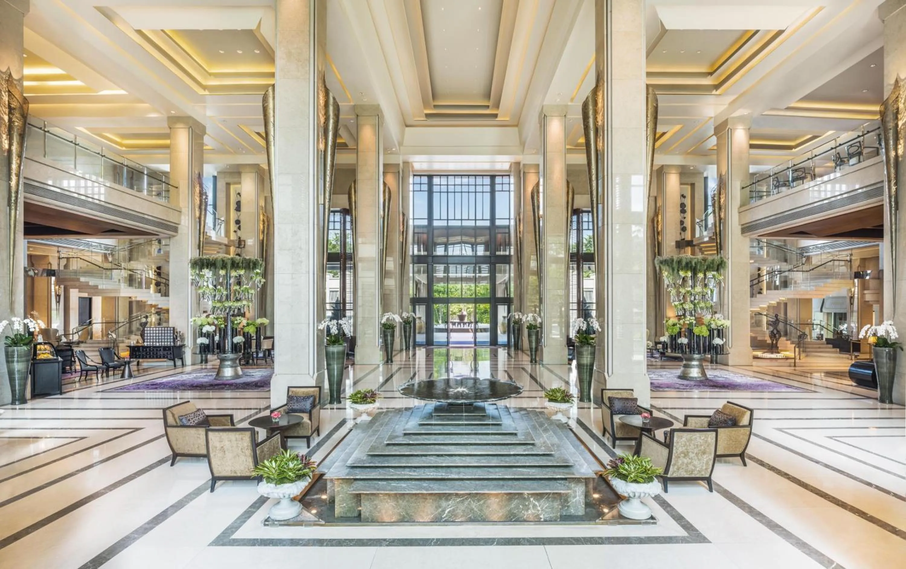 Lobby or reception in Siam Kempinski Hotel Bangkok