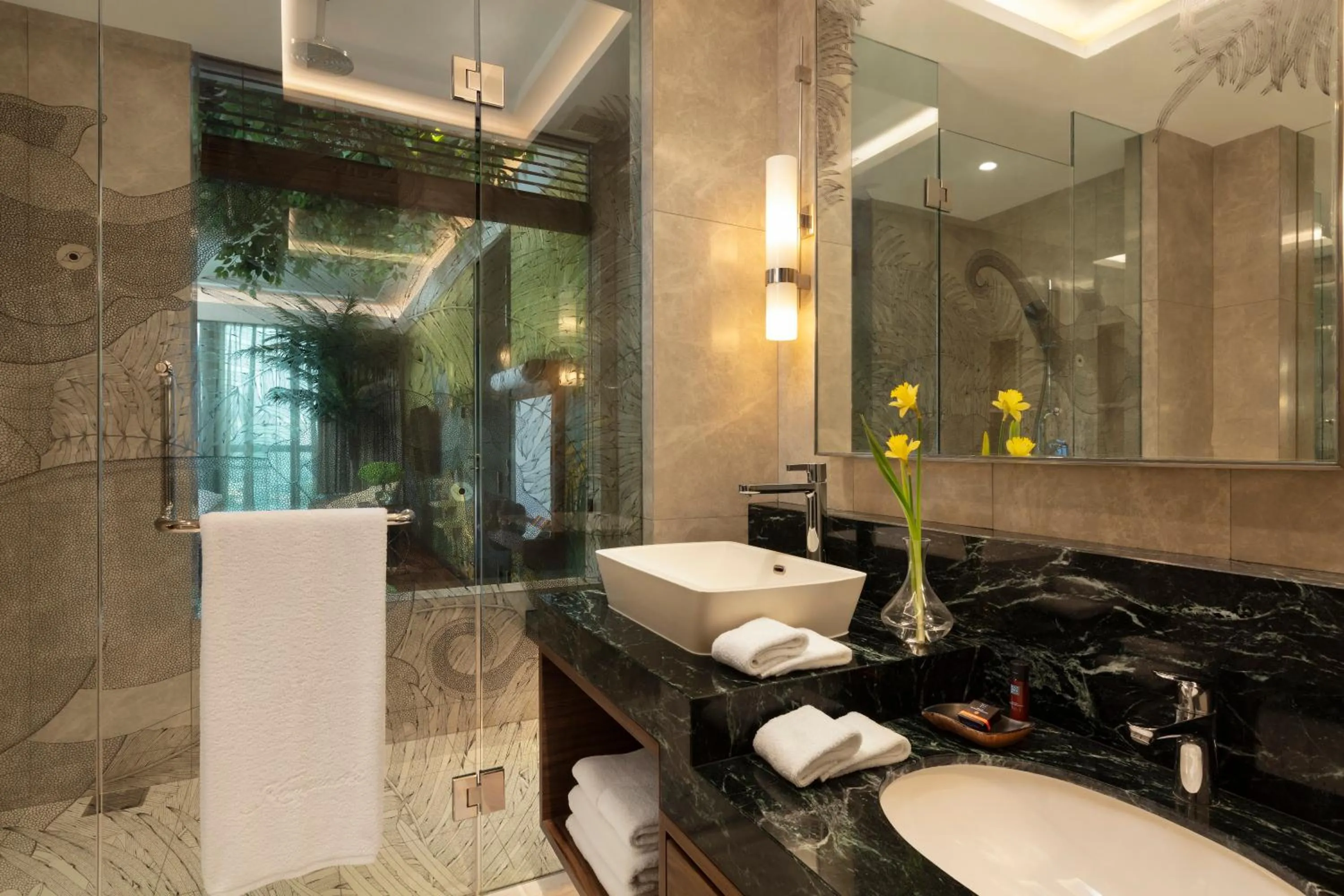 Shower in Siam Kempinski Hotel Bangkok