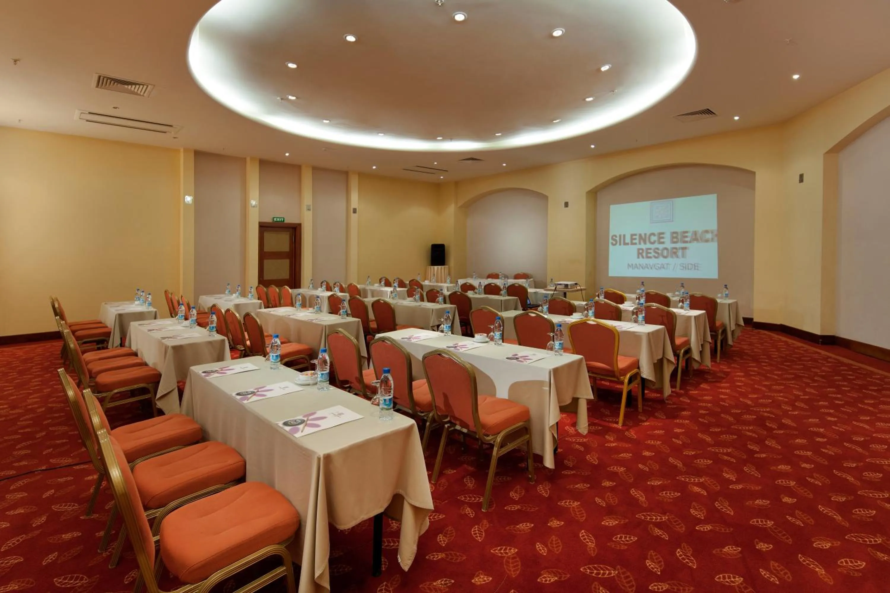 Business facilities in Selectum Family Resort Side