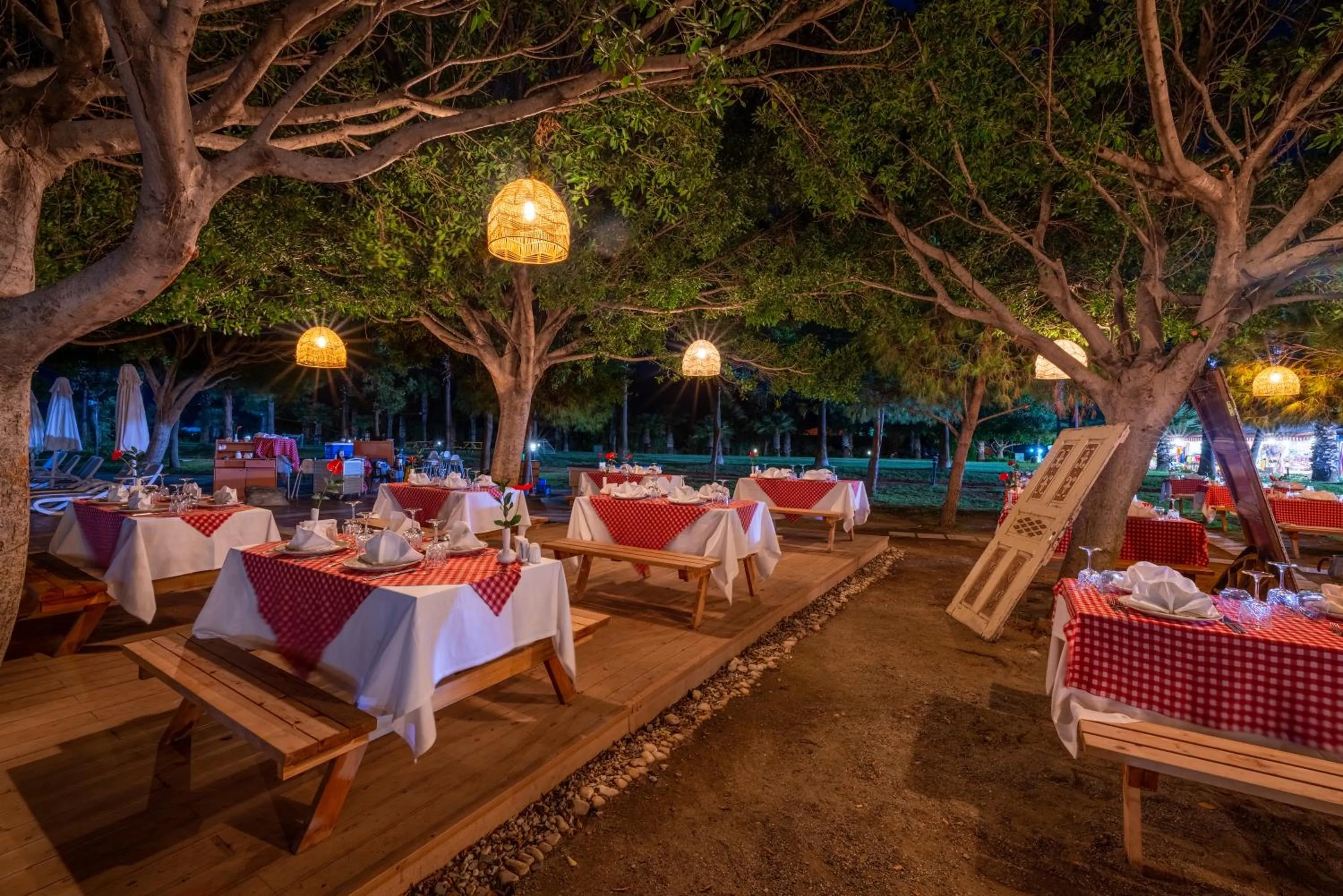 Restaurant/places to eat in Selectum Family Resort Side