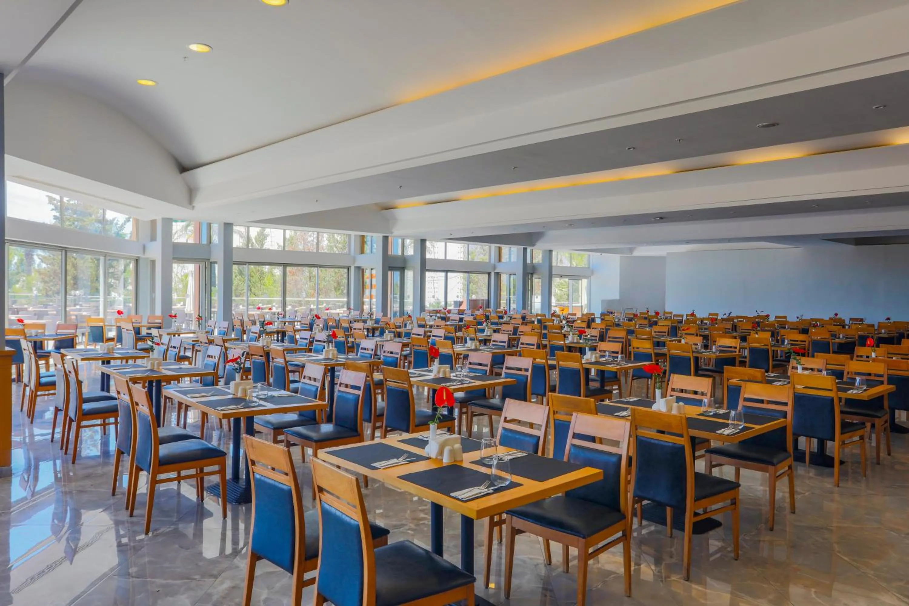 Restaurant/places to eat in Selectum Family Resort Side