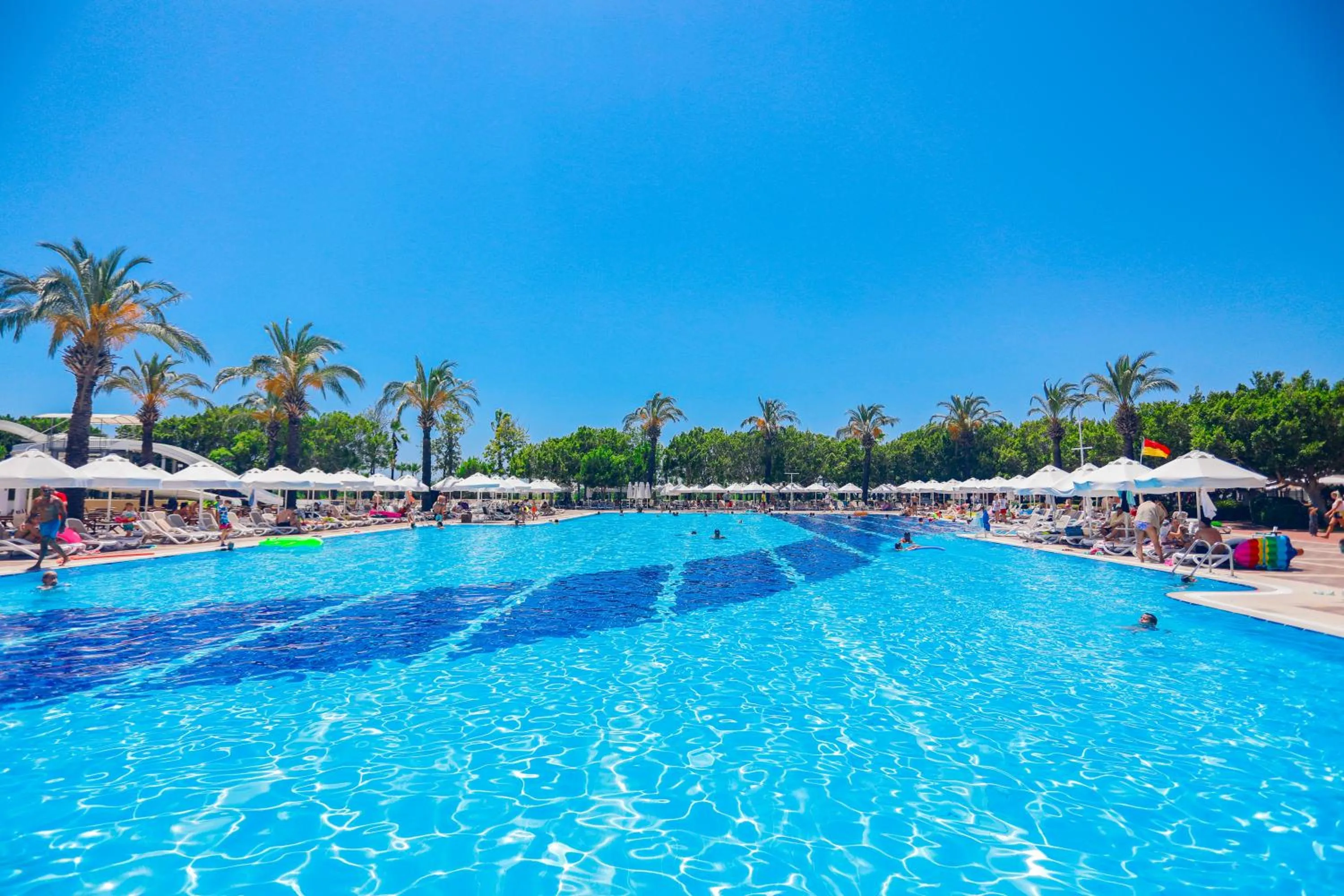 Swimming pool in Selectum Family Resort Side