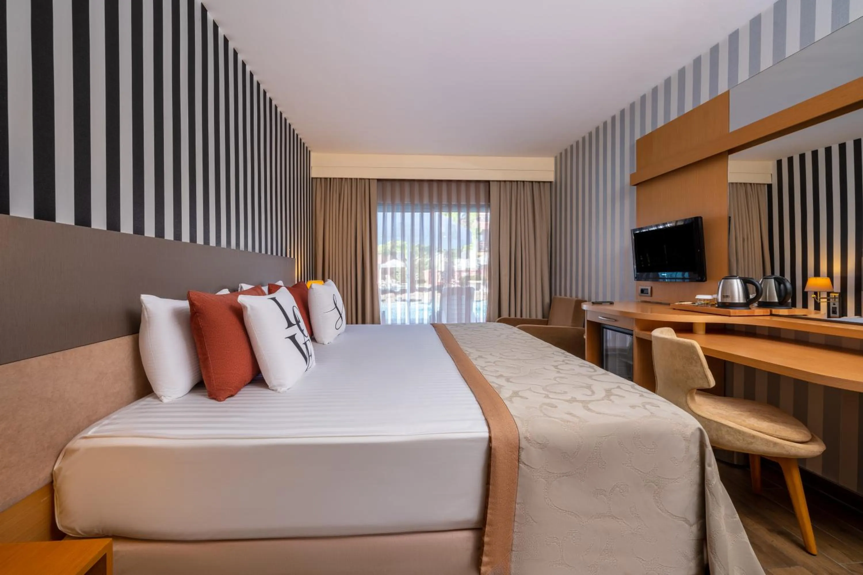 Bedroom, Bed in Selectum Family Resort Side