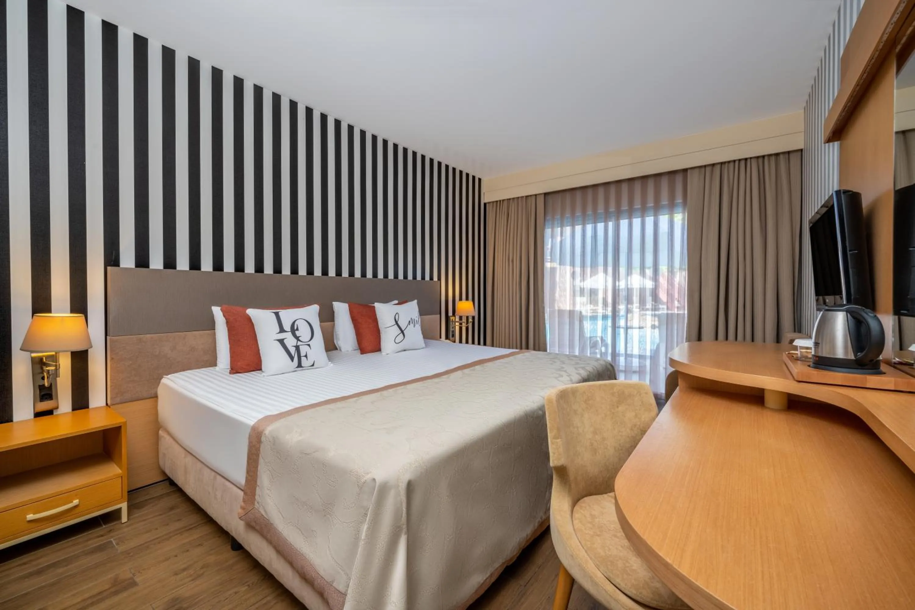 Bedroom, Bed in Selectum Family Resort Side