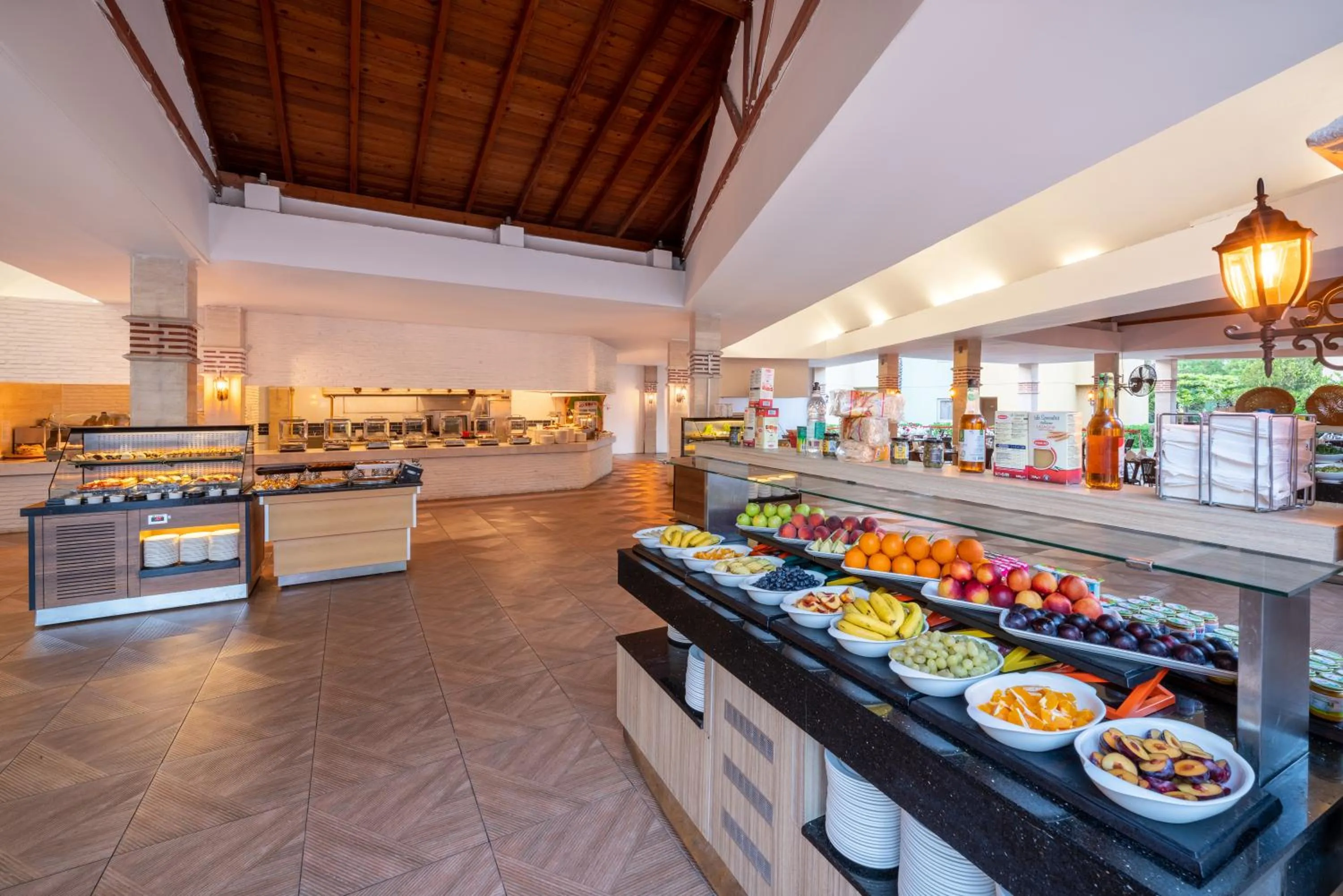 Restaurant/places to eat in Selectum Family Resort Side