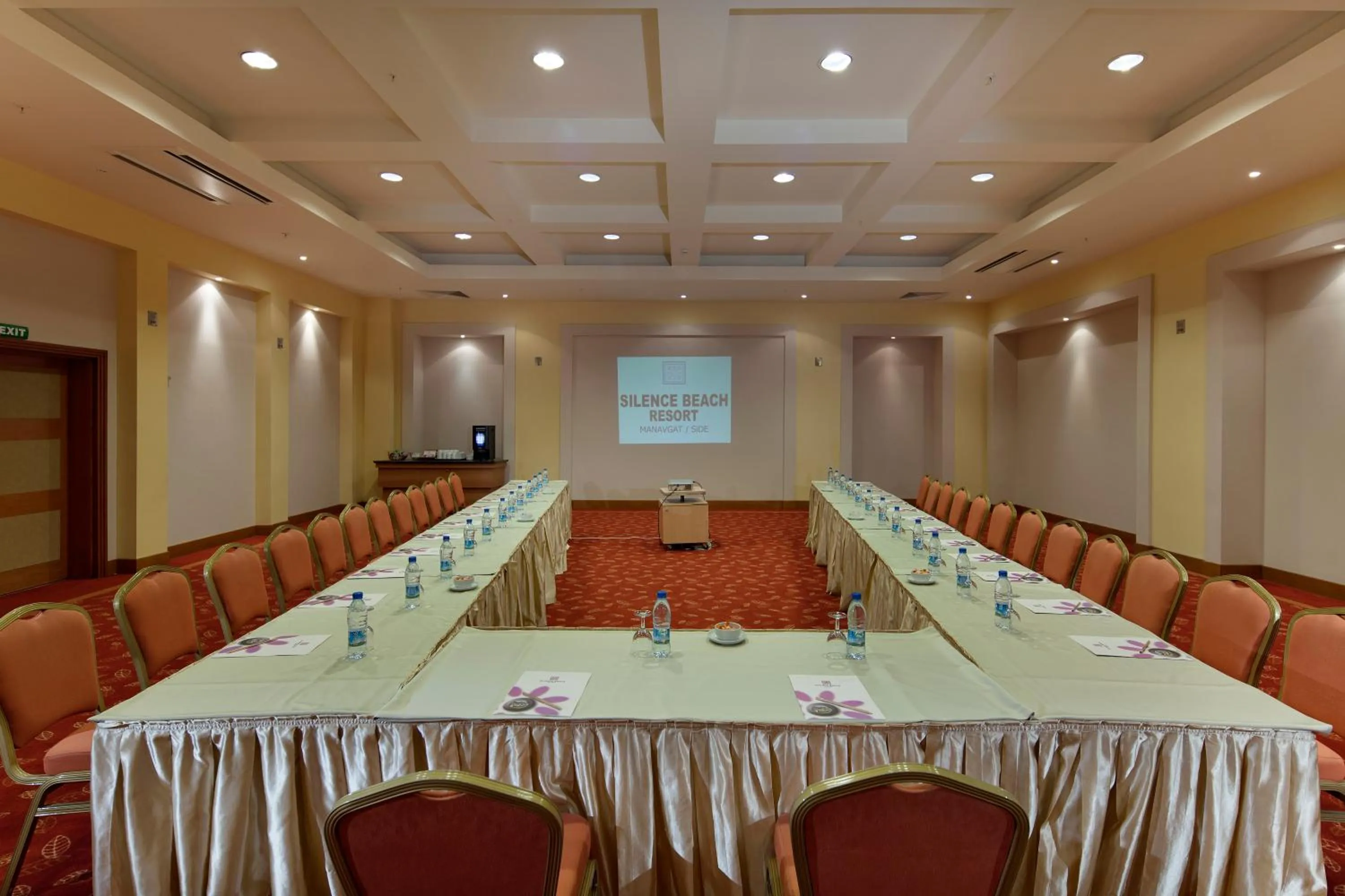 Business facilities in Selectum Family Resort Side
