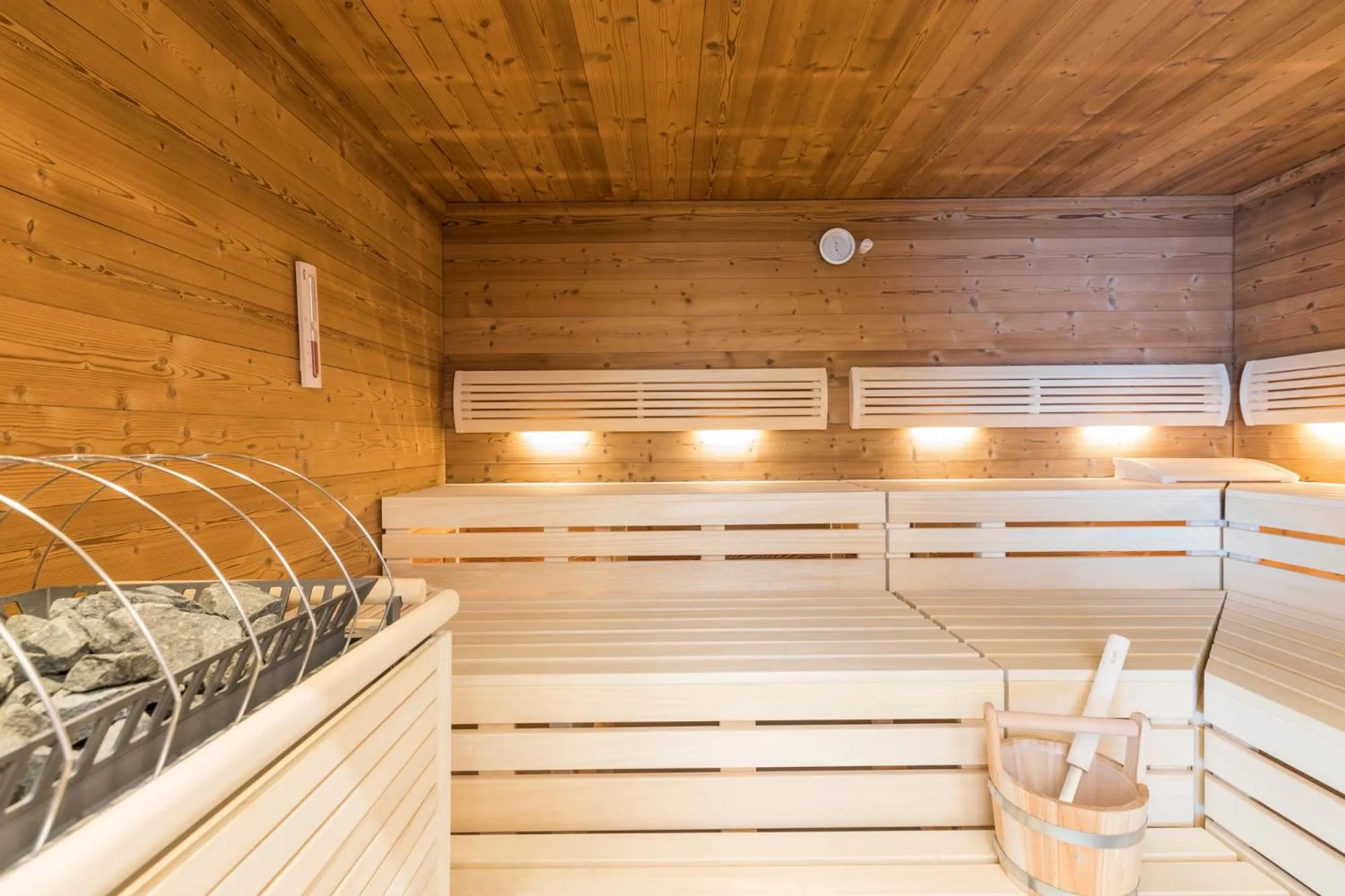 Sauna in OFENTÜRL alpine living