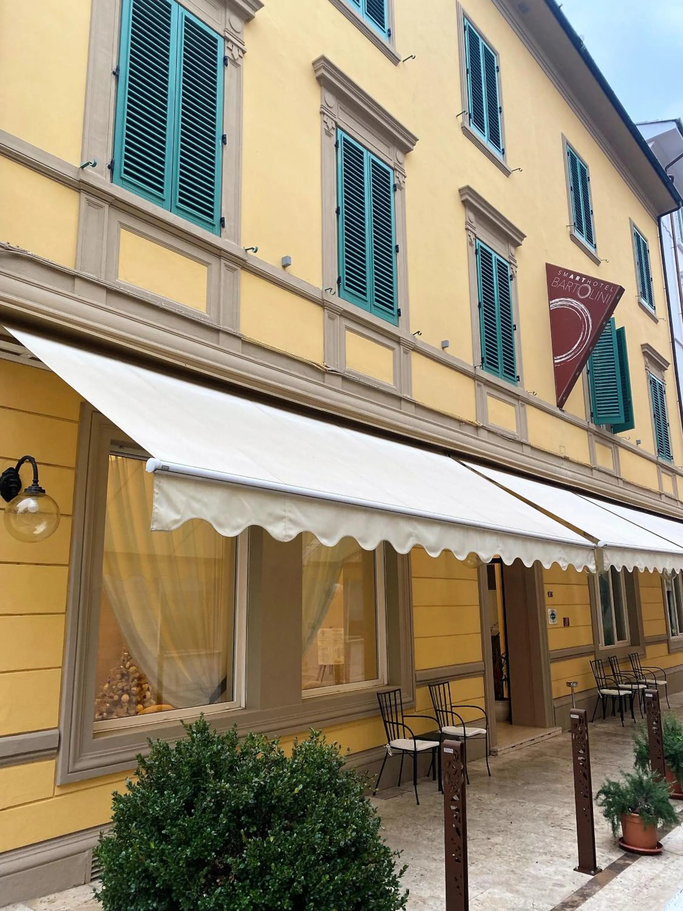 Property building in SmArt Hotel Bartolini