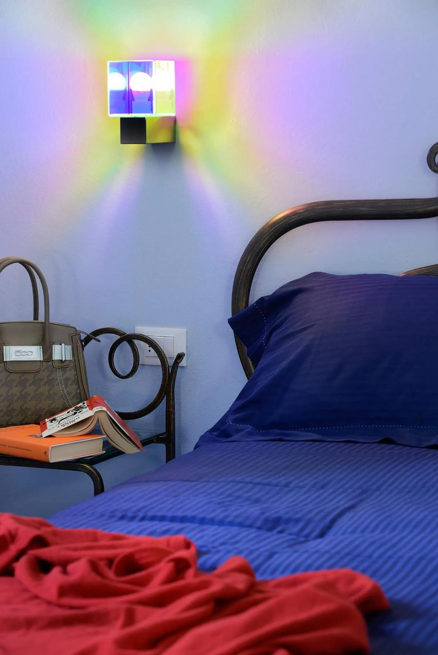 Decorative detail, Bed in SmArt Hotel Bartolini