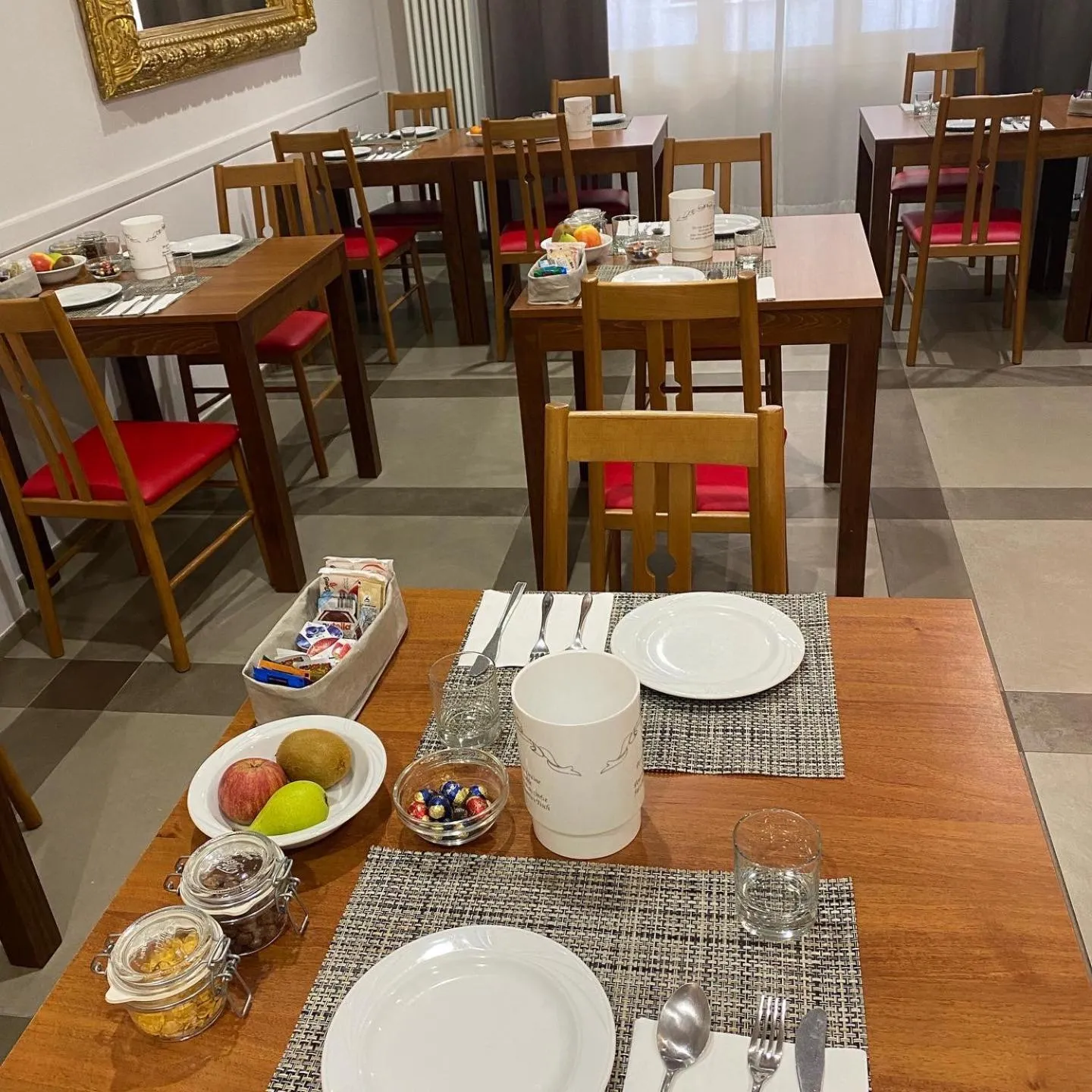 Breakfast in SmArt Hotel Bartolini