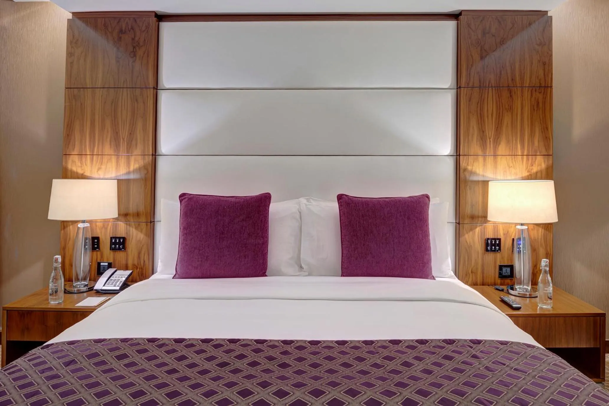 Photo of the whole room, Bed in Crowne Plaza Muscat OCEC by IHG