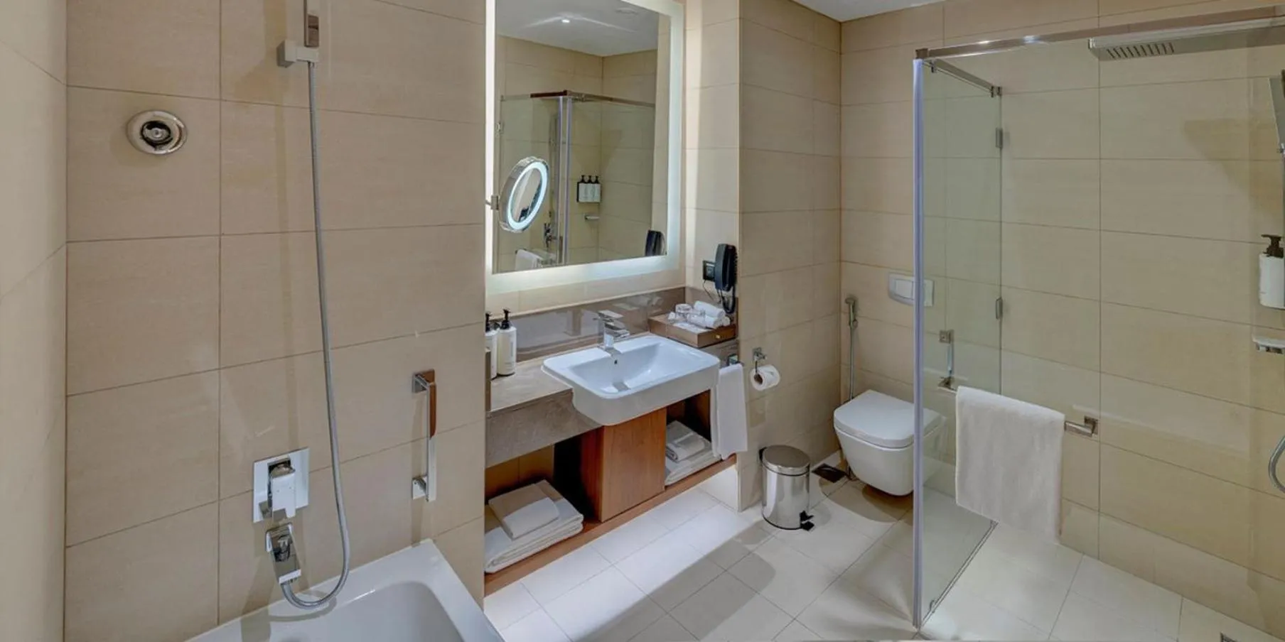 Bathroom in Crowne Plaza Muscat OCEC by IHG