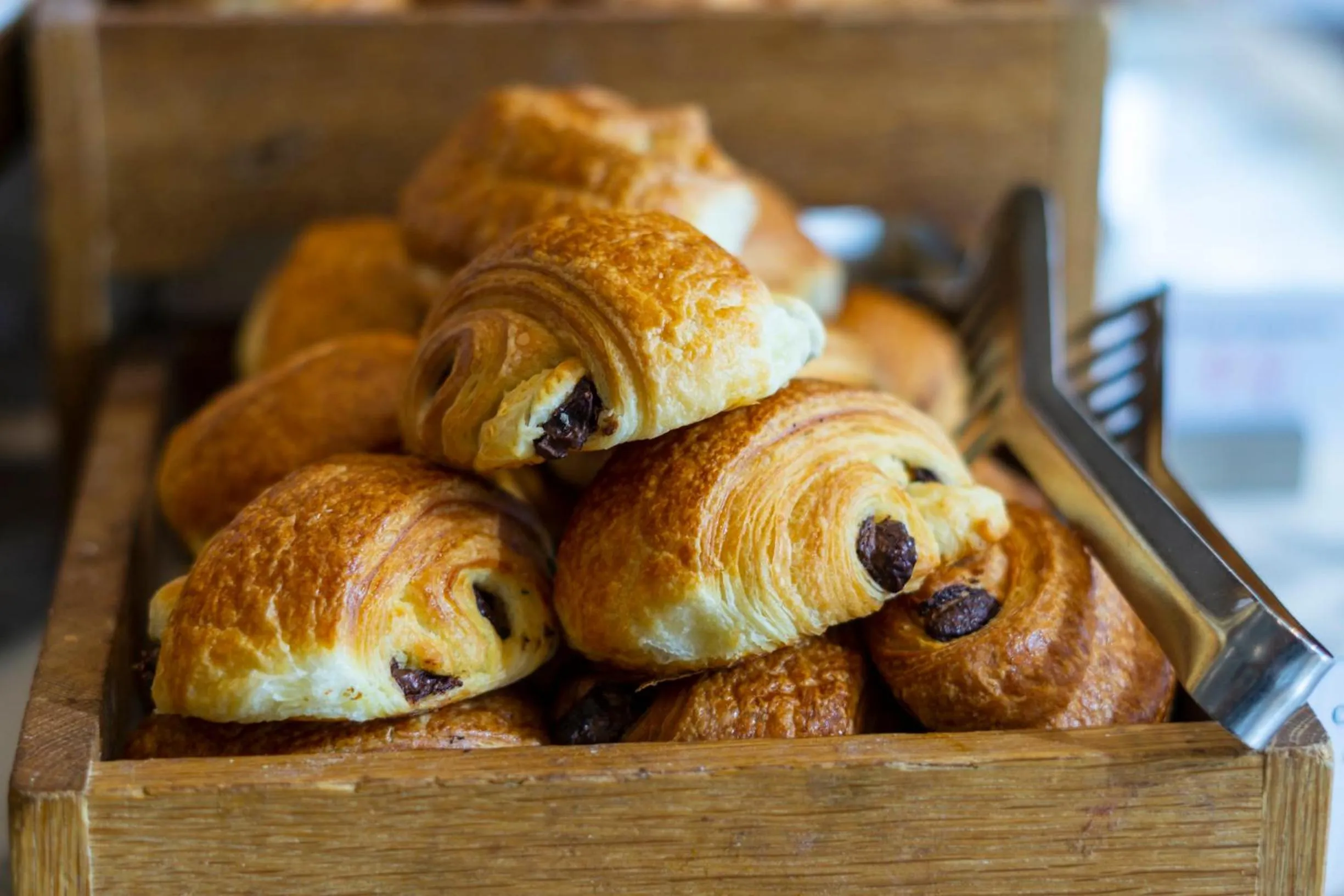 Restaurant/places to eat in Crowne Plaza Muscat OCEC by IHG