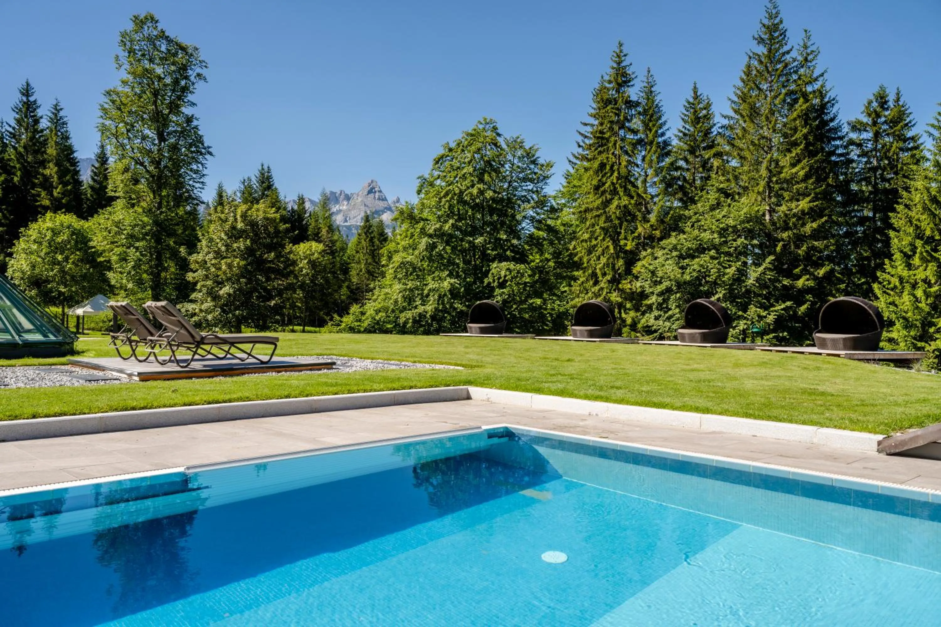 Swimming pool in Zugspitz Resort