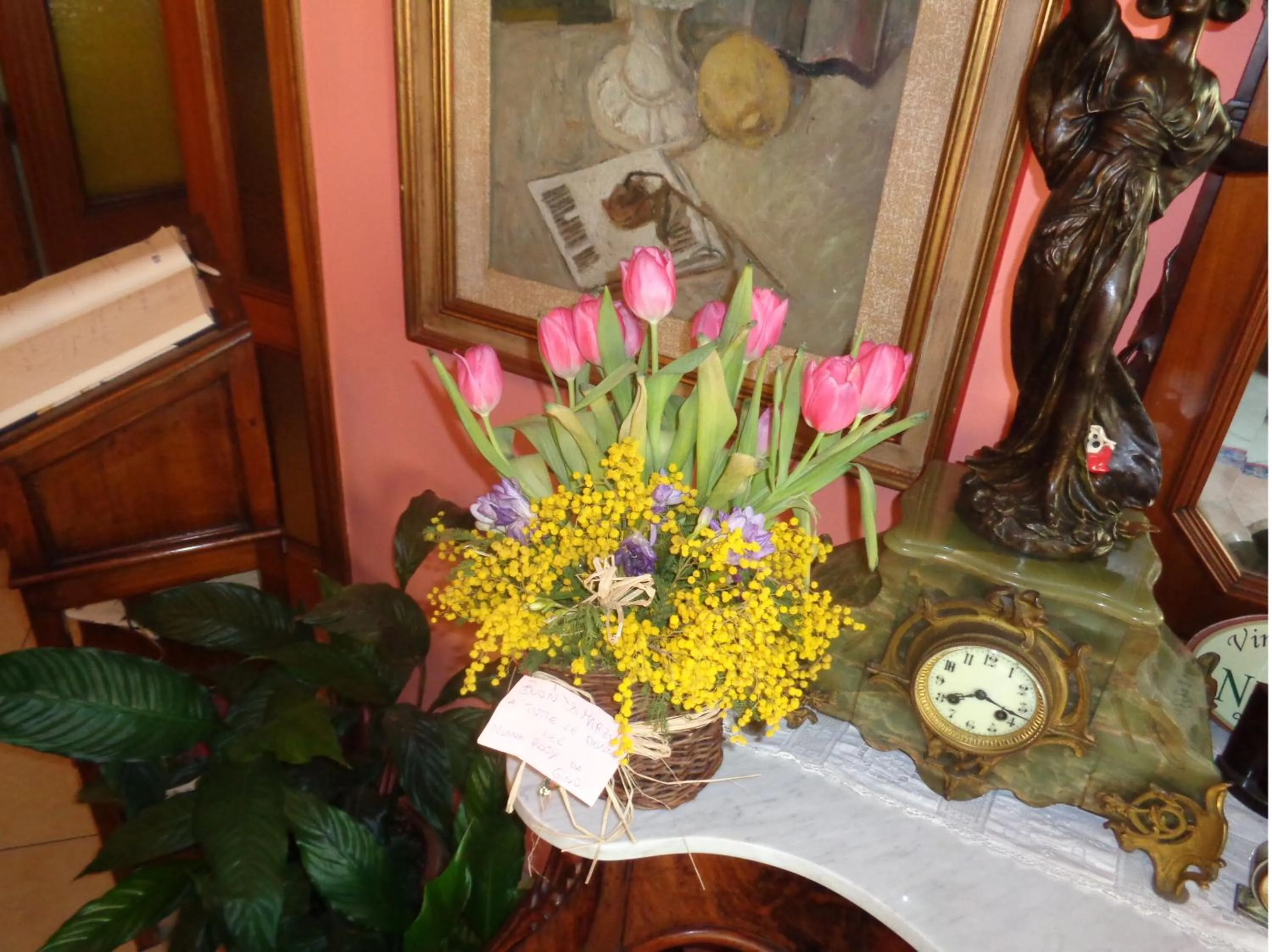 Decorative detail in Hotel Rosati