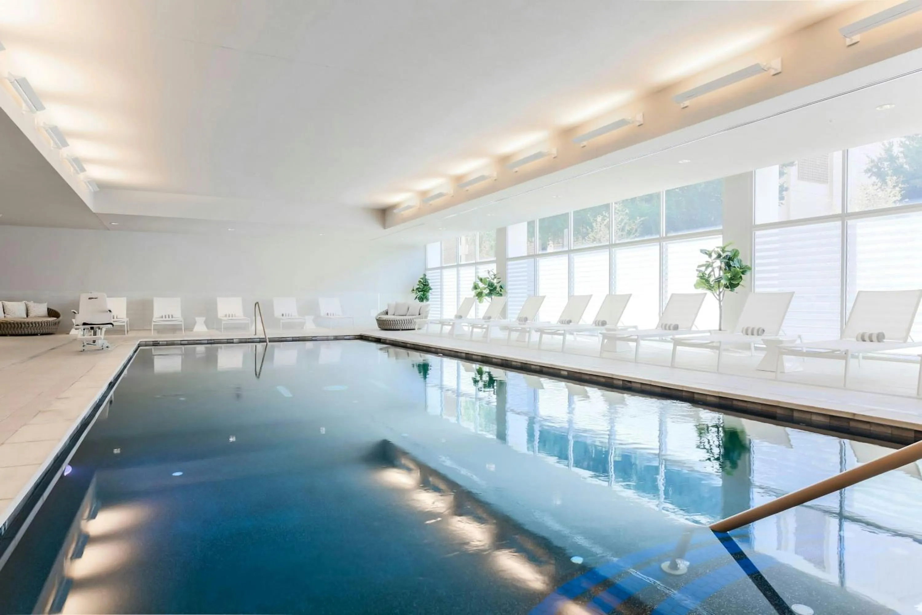 Swimming pool in AC Hotel by Marriott Dallas Downtown