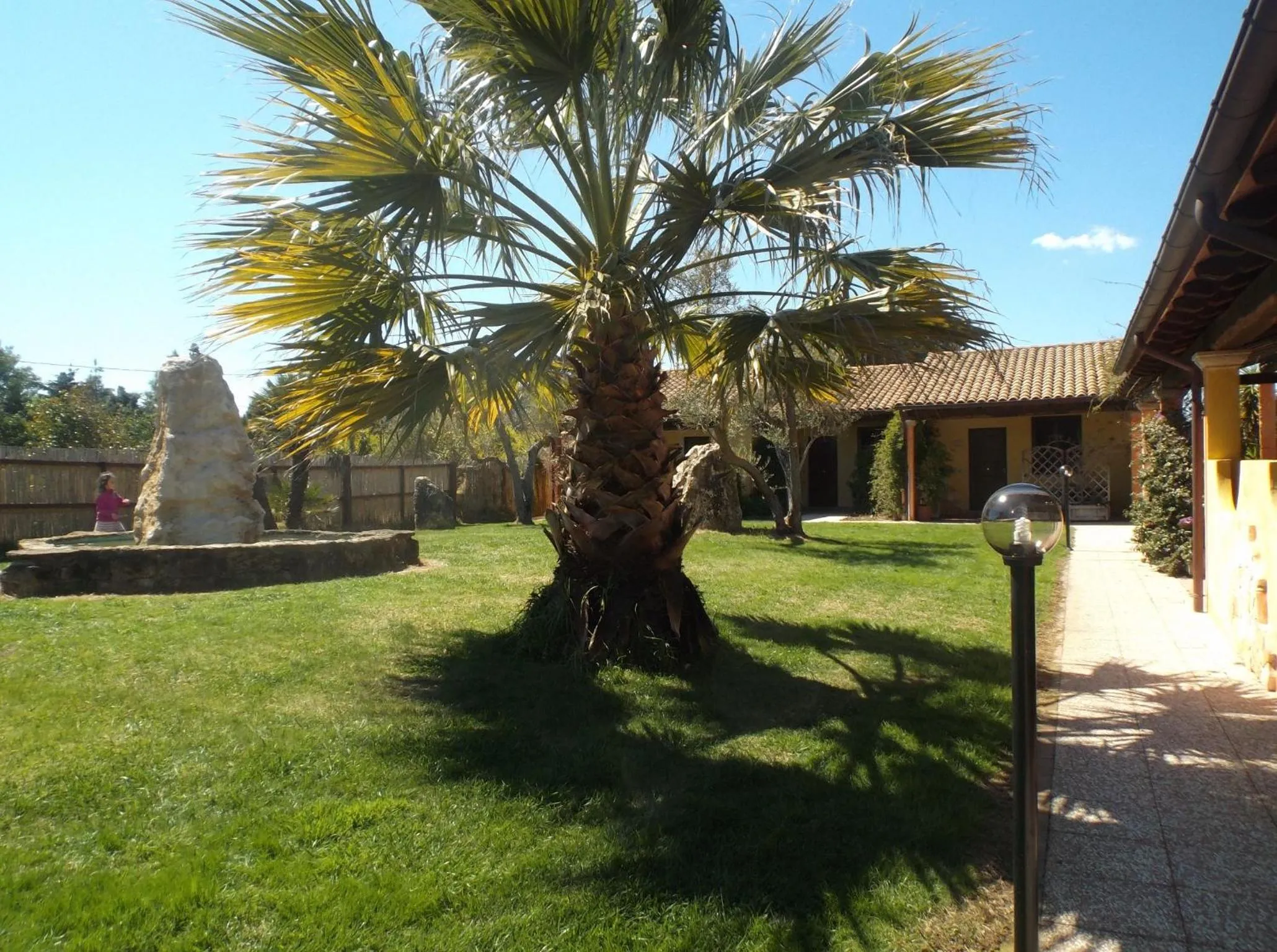 Facade/entrance in La Fontana Dei Desideri