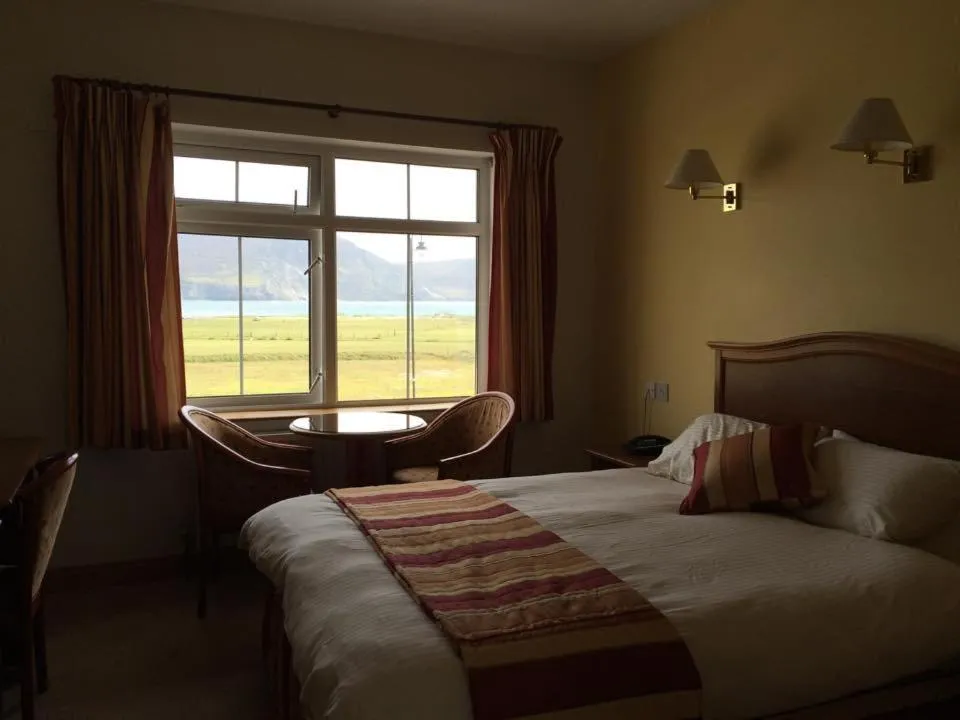 View (from property/room), Bed in Achill Cliff House Hotel & Restaurant