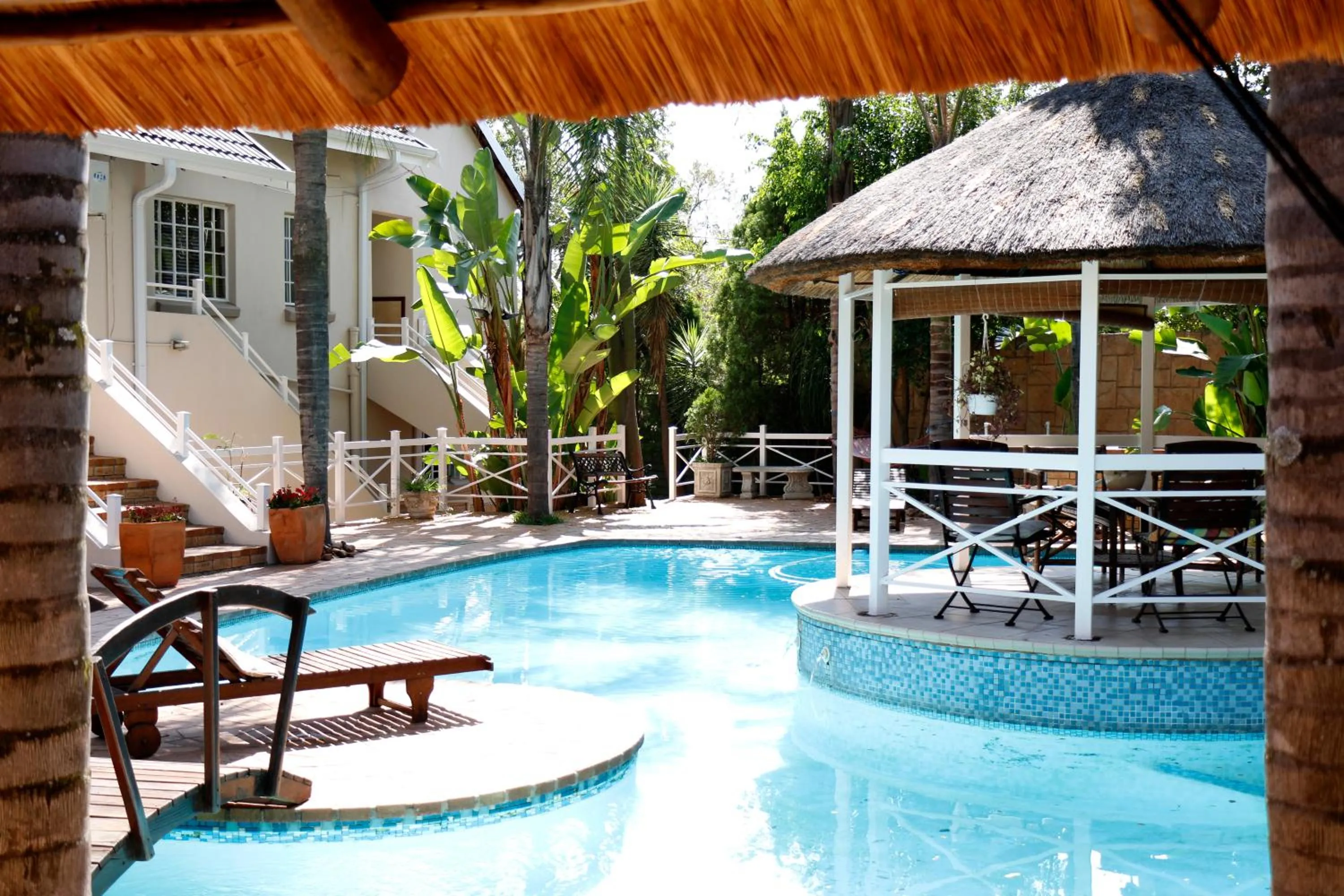 Swimming pool in Summerview Guest Lodge