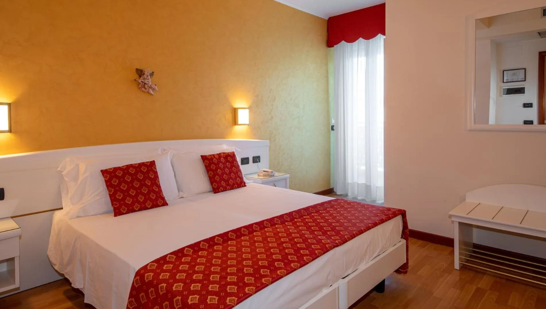 Bedroom, Bed in Hotel Helios