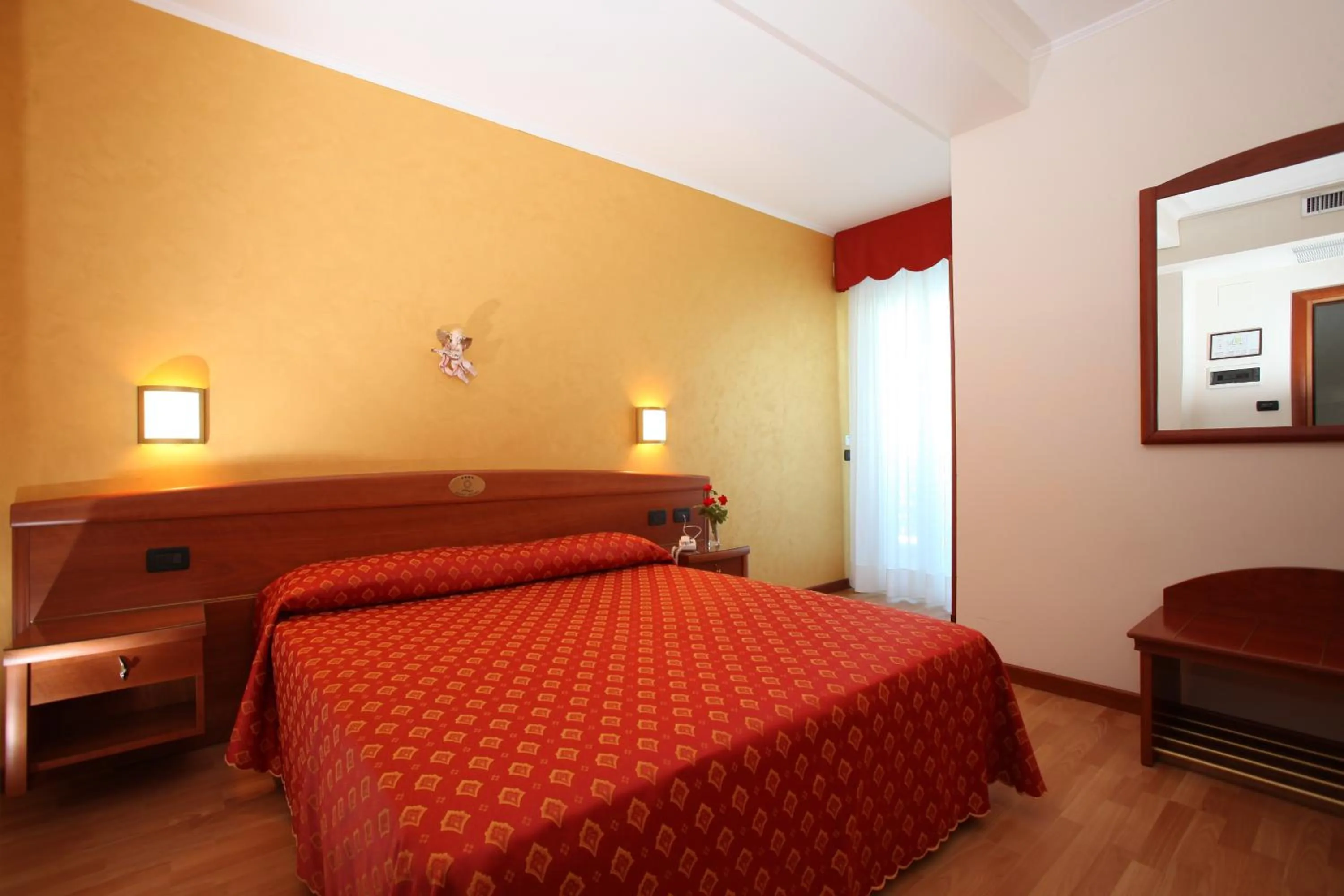 Bedroom, Bed in Hotel Helios