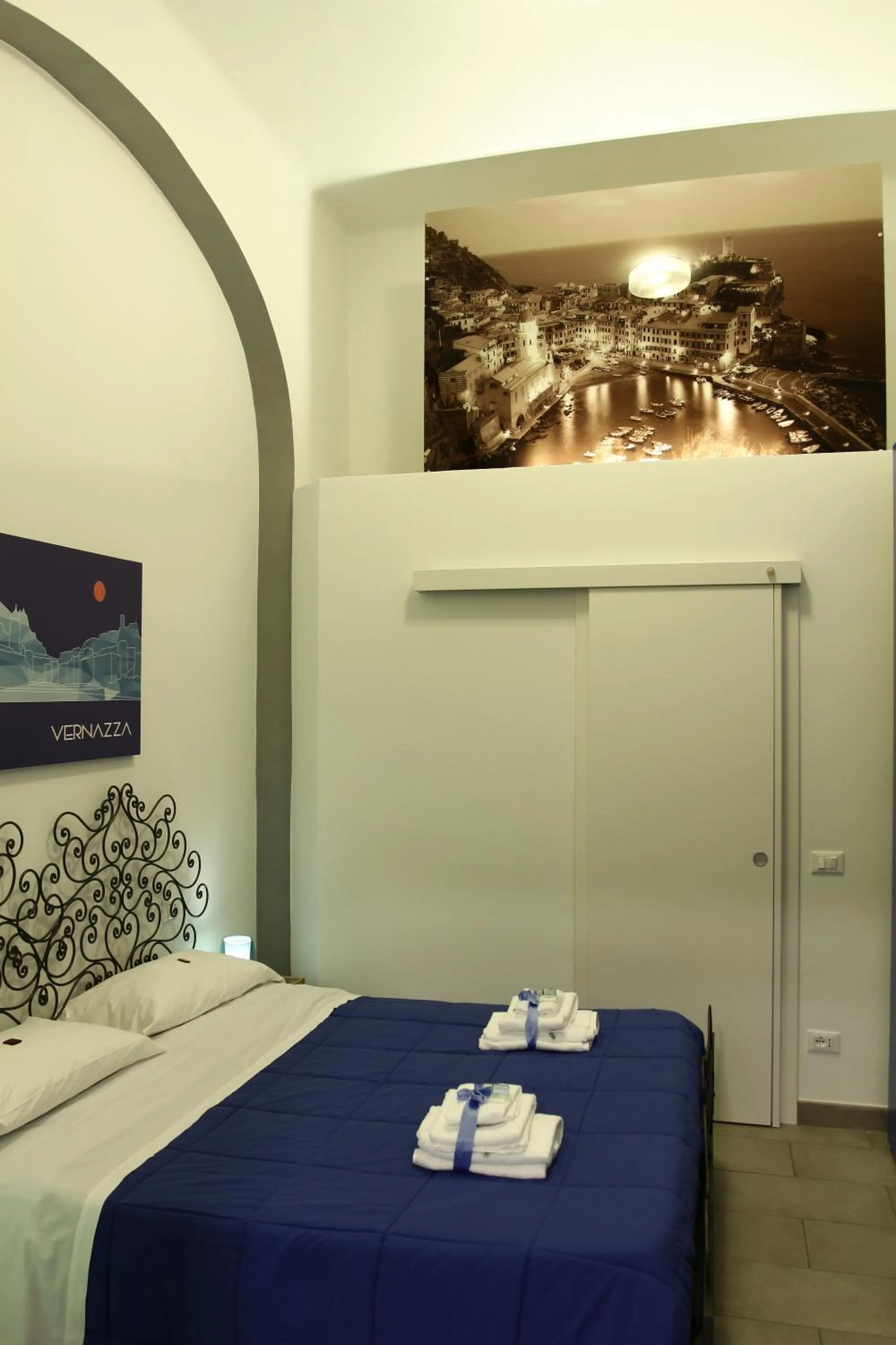 Photo of the whole room, Bed in Affittacamere del Golfo e delle 5 Terre