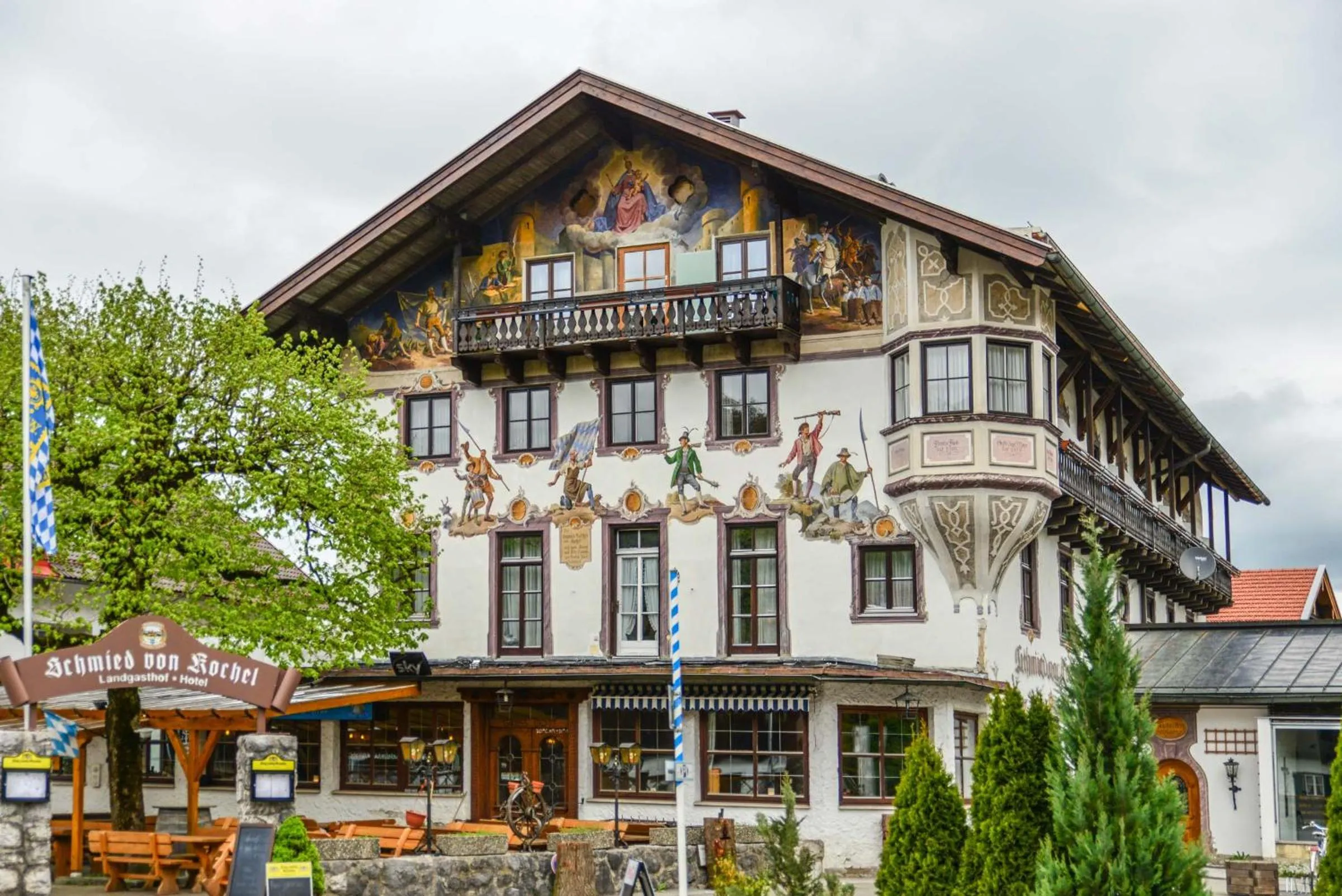 Property building in Schmied von Kochel