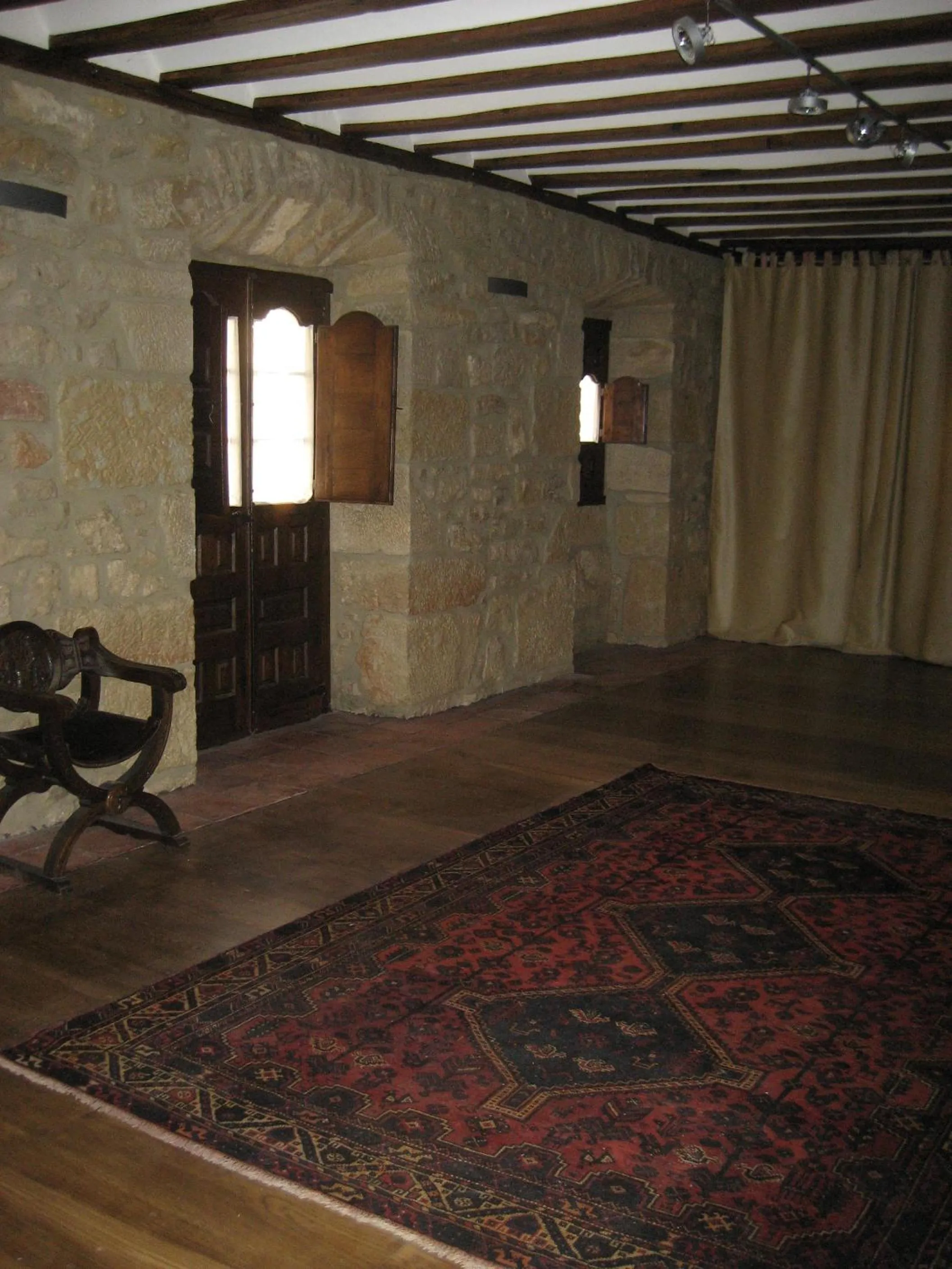 Business facilities in Arganzón Plaza