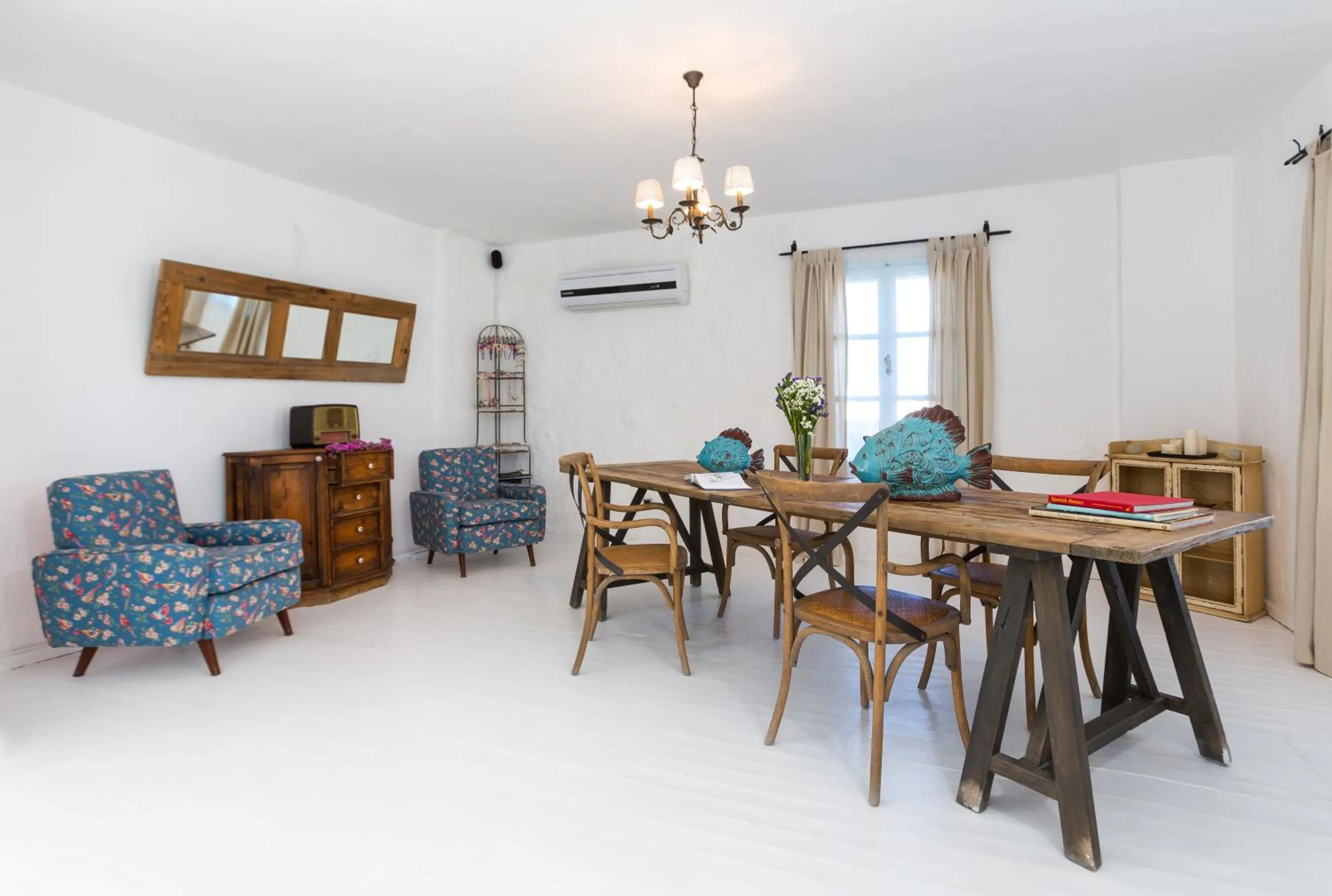 Lounge or bar in Deniz Kabugu Hotel