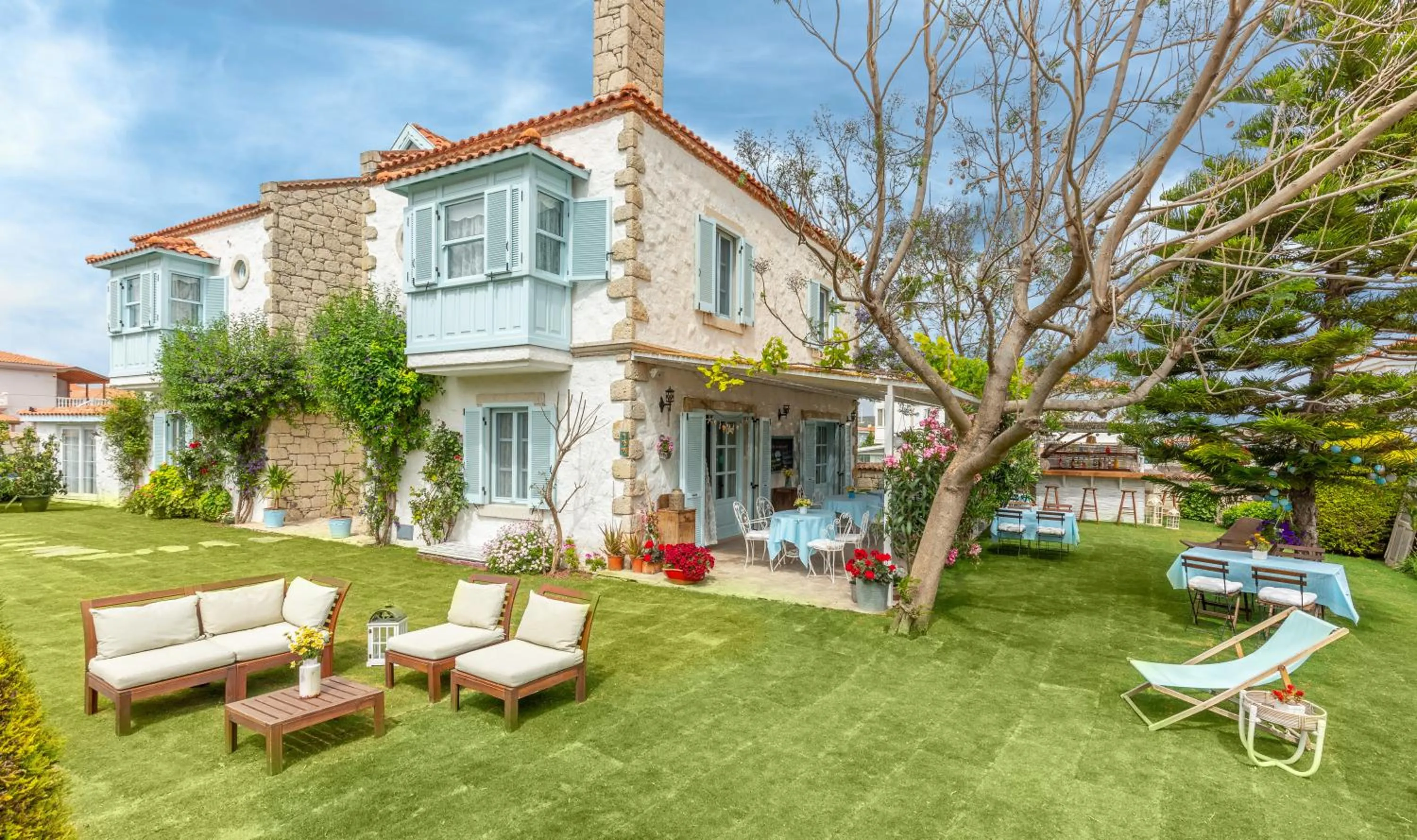 Garden in Deniz Kabugu Hotel