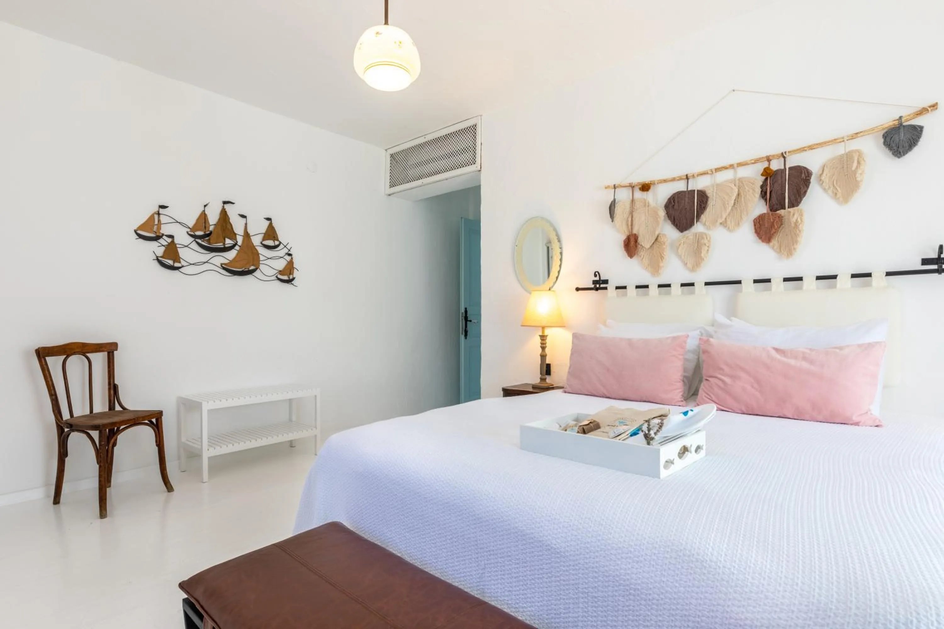 Bed in Deniz Kabugu Hotel