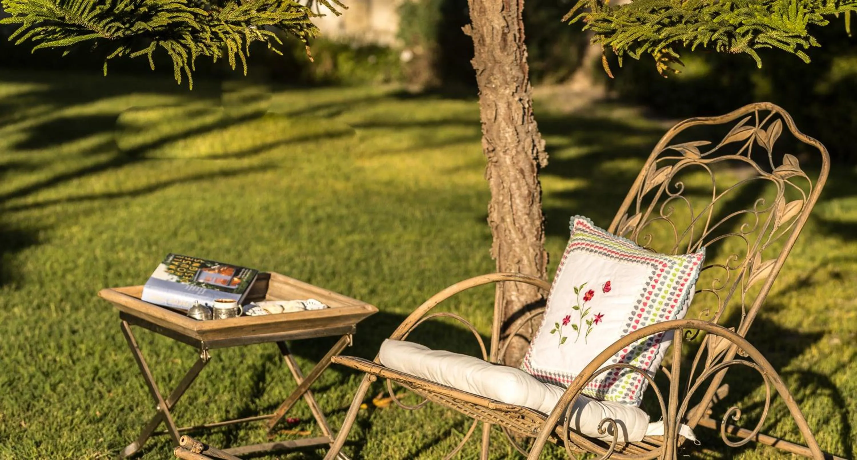 Garden in Deniz Kabugu Hotel