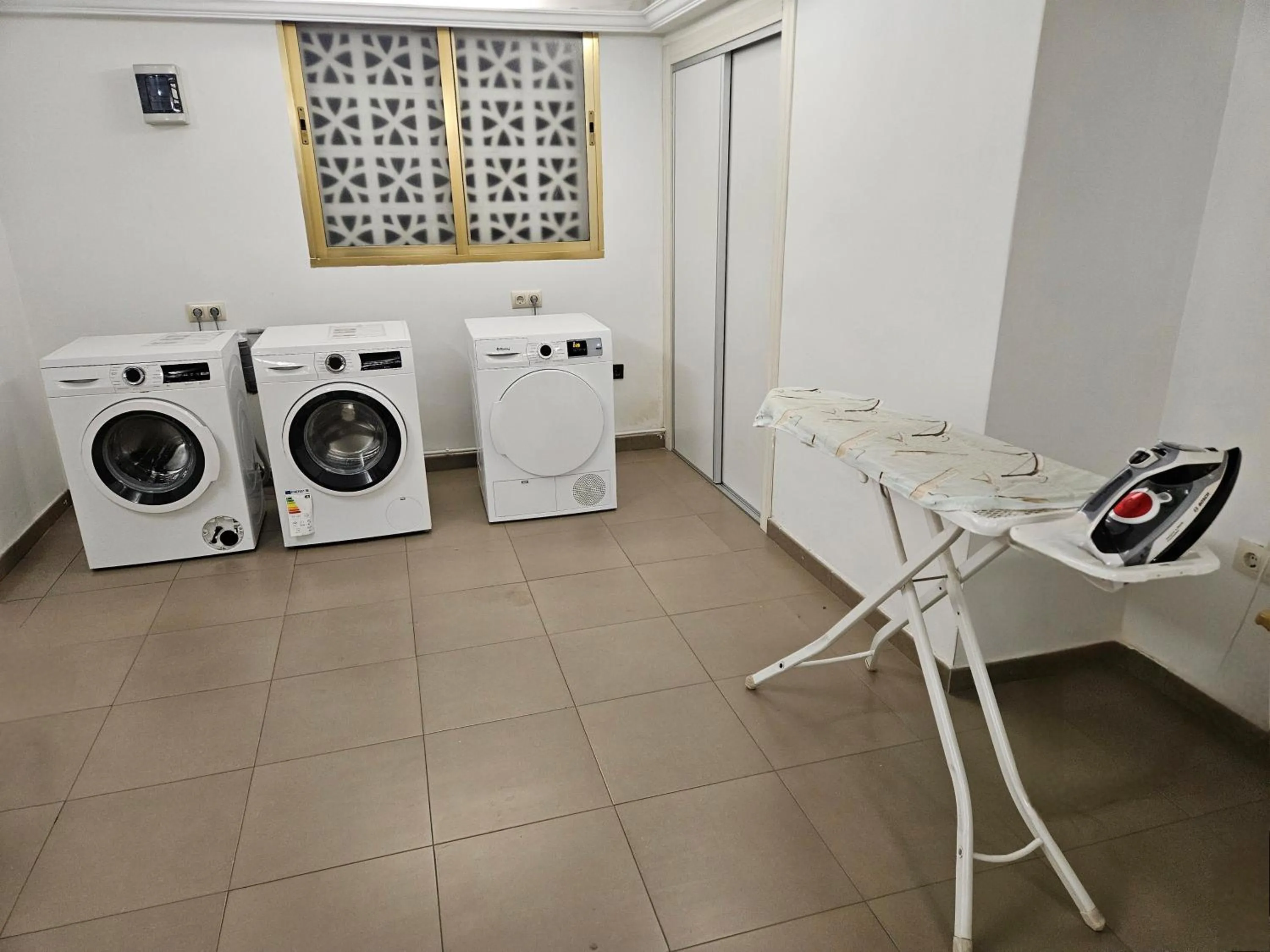laundry in Apartamentos Maria Victoria