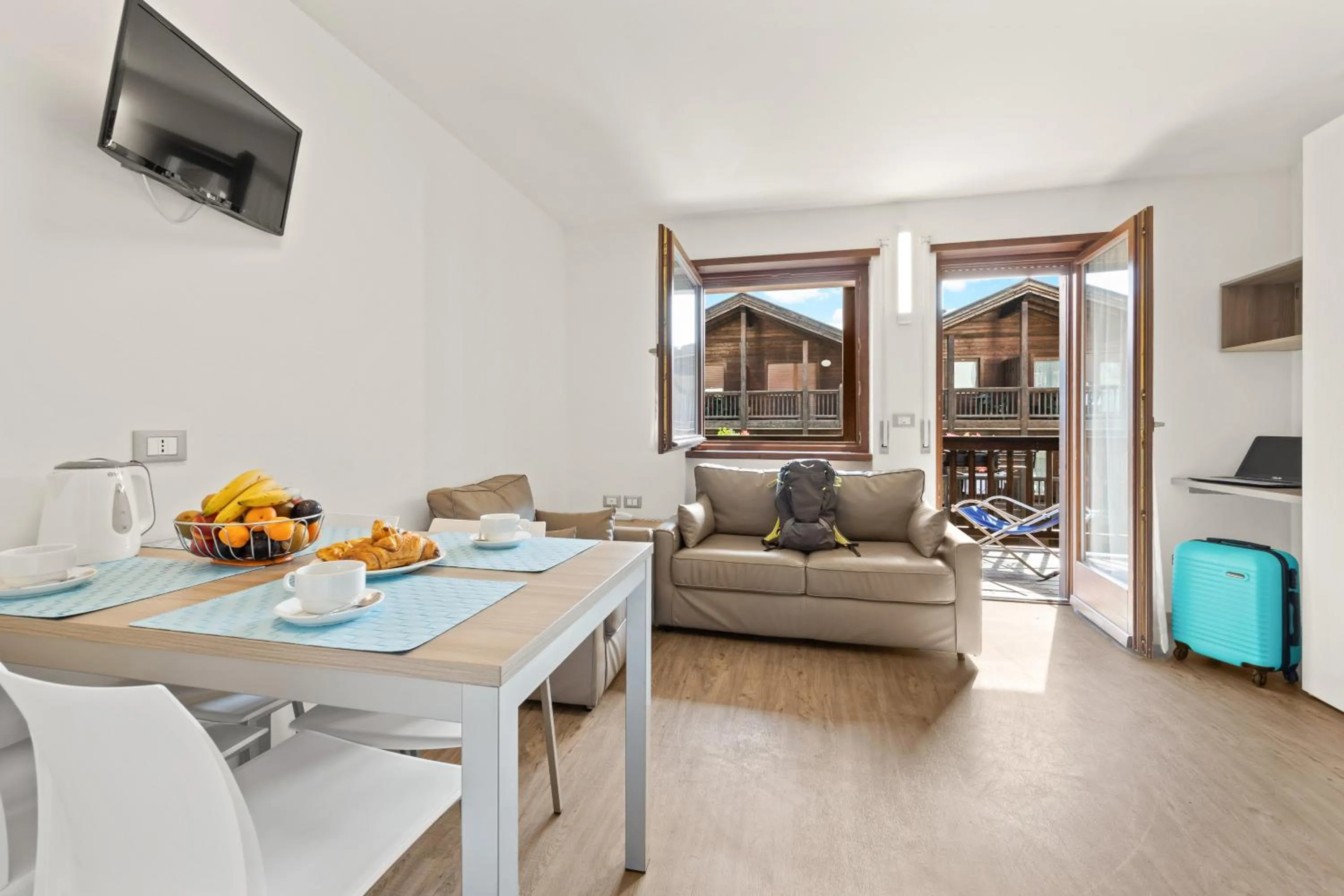 TV and multimedia in Aparthotel Des Alpes