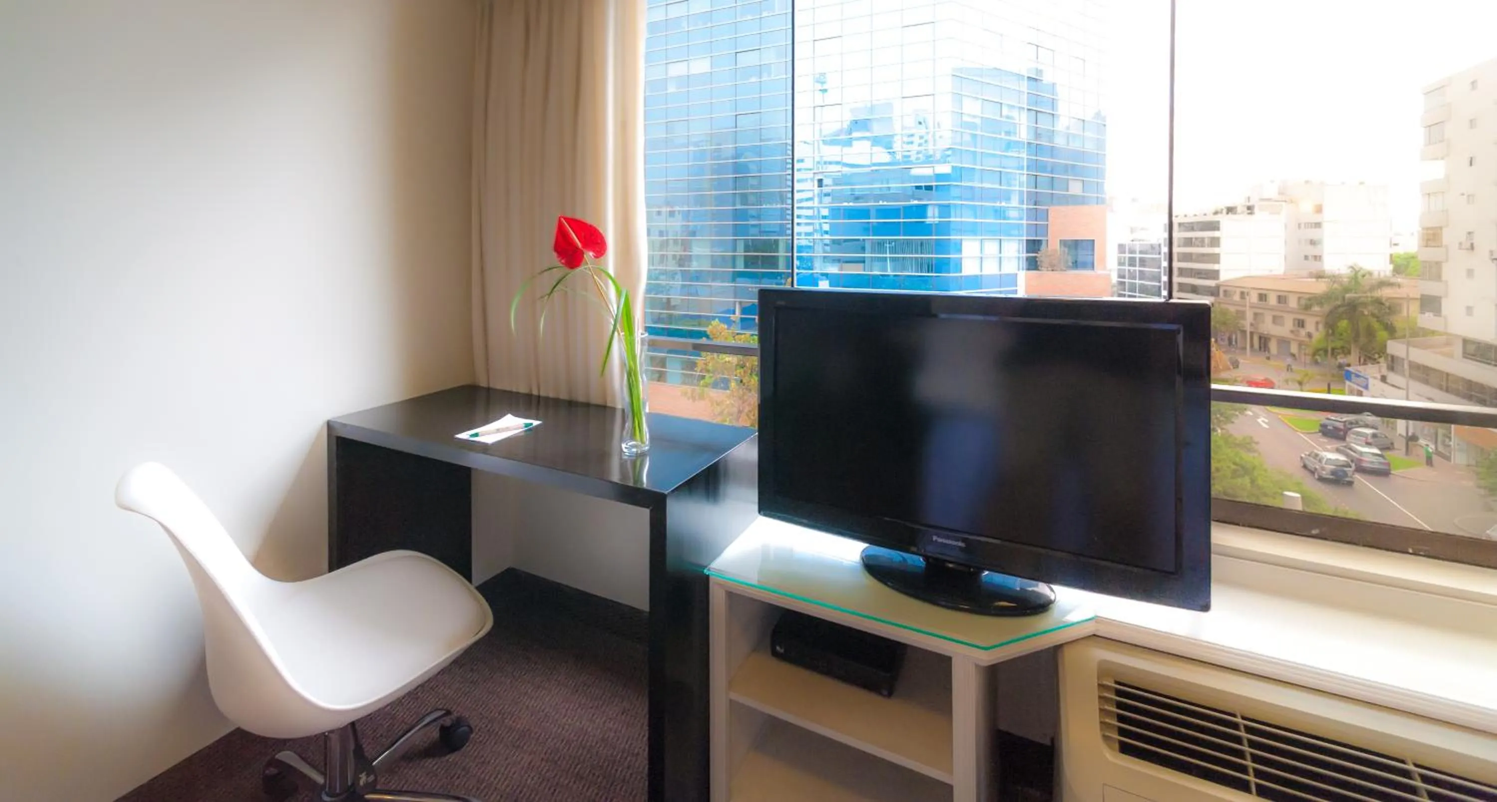 Roosevelt Hotel & Suites