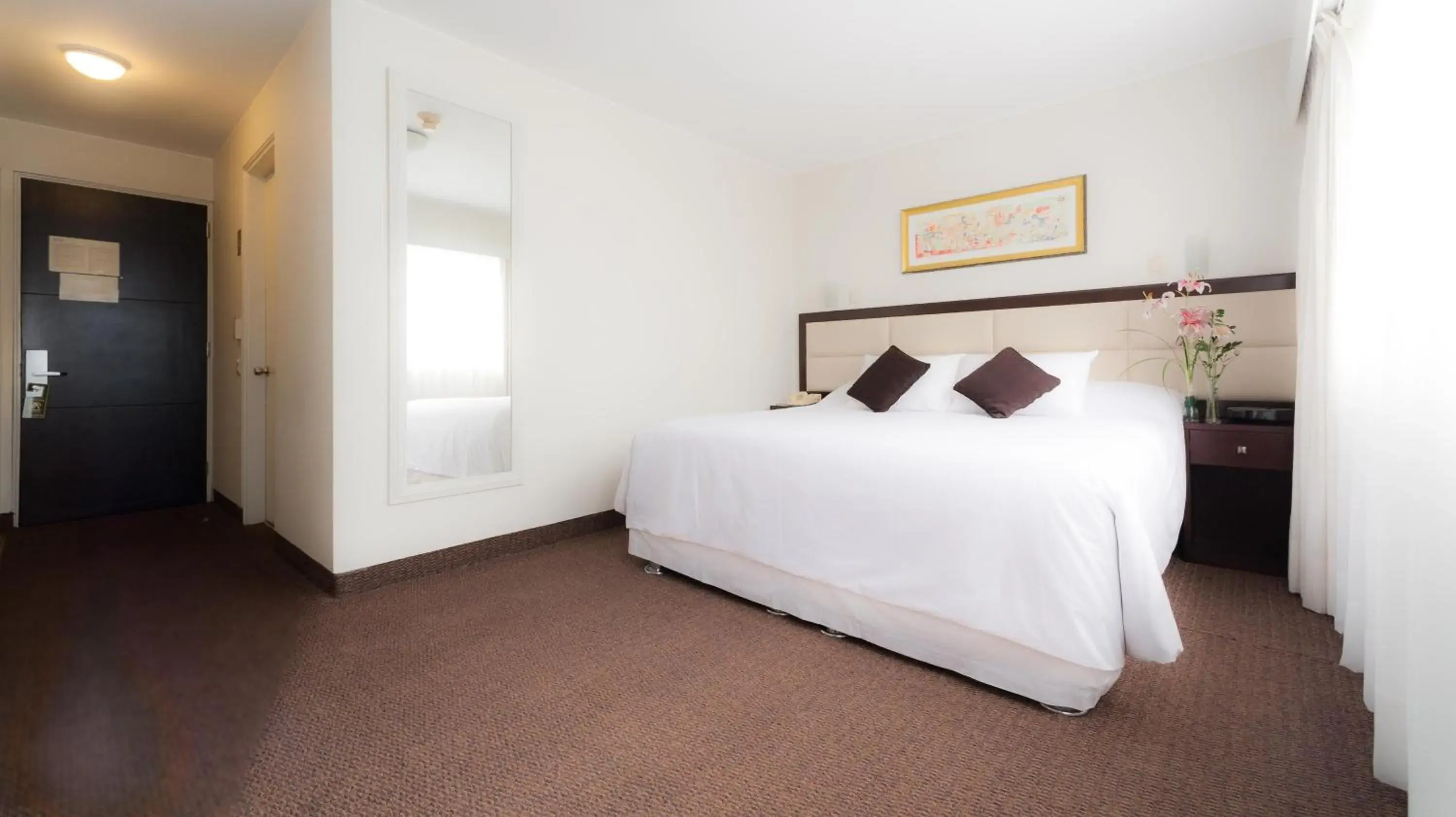 Executive Room in Roosevelt Hotel & Suites Executive Room in Roosevelt Hotel & Suites