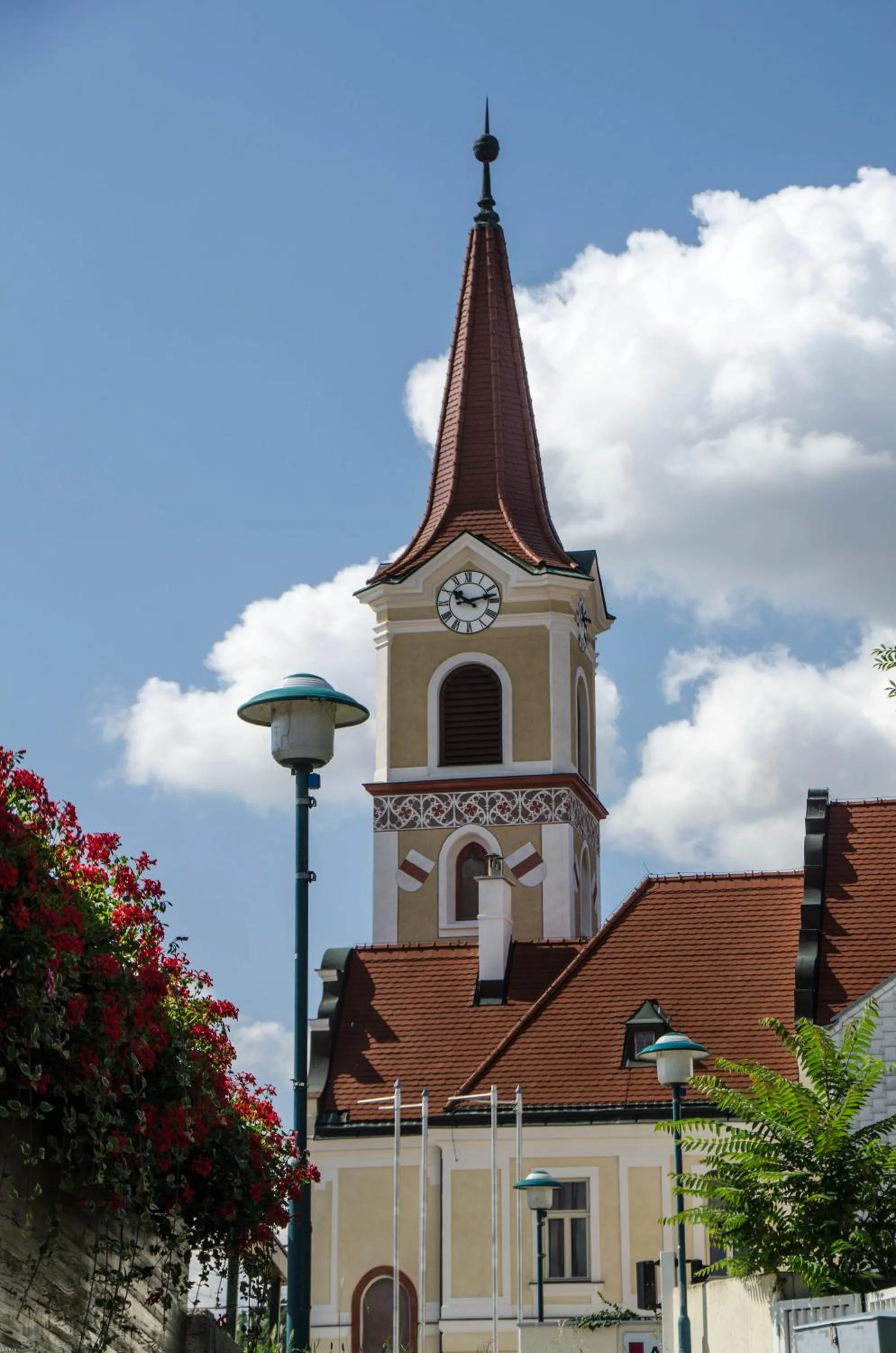Nearby landmark in HB1 Budget Hotel - contactless check in