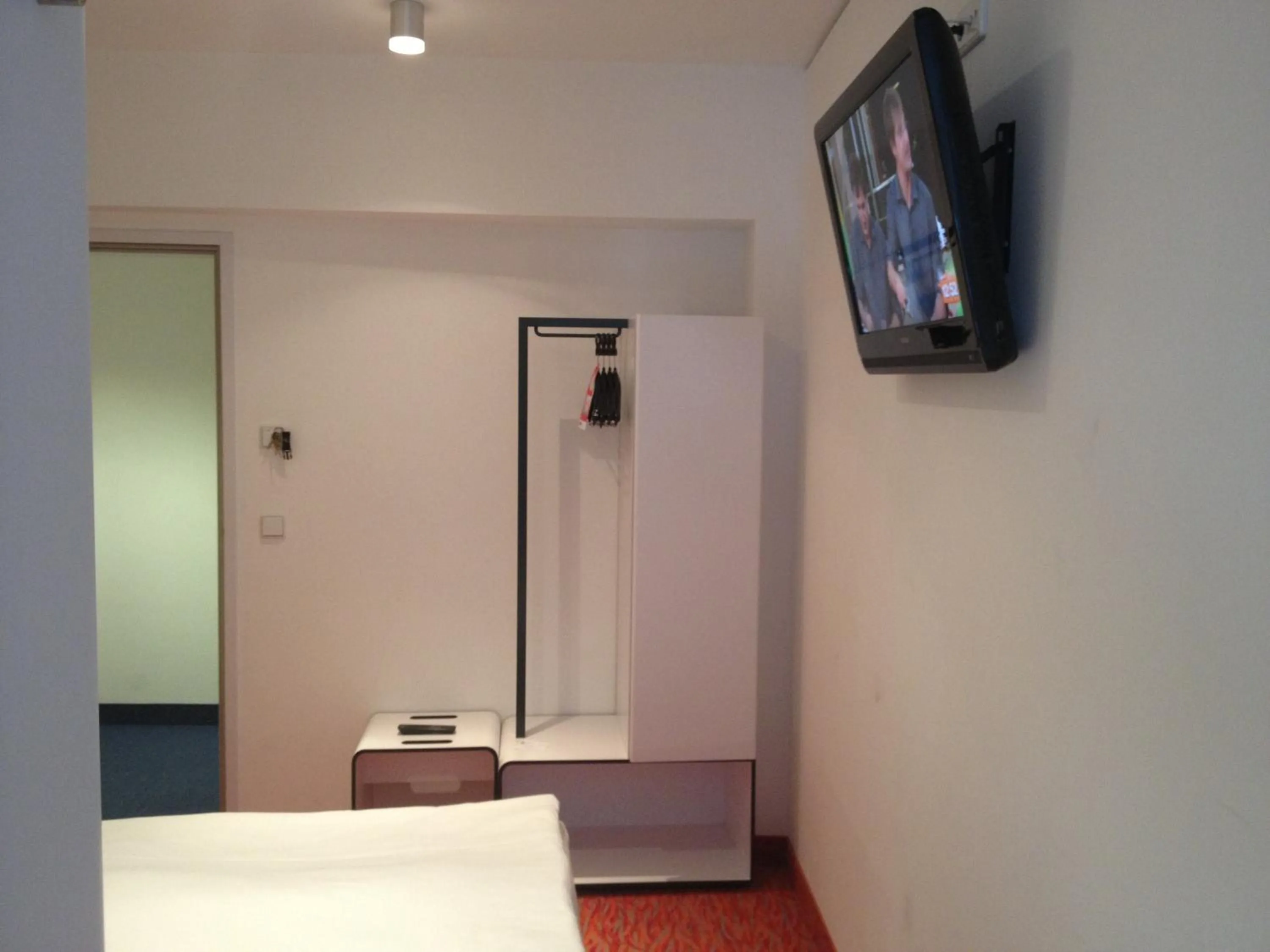 TV and multimedia, Bed in HB1 Budget Hotel - contactless check in
