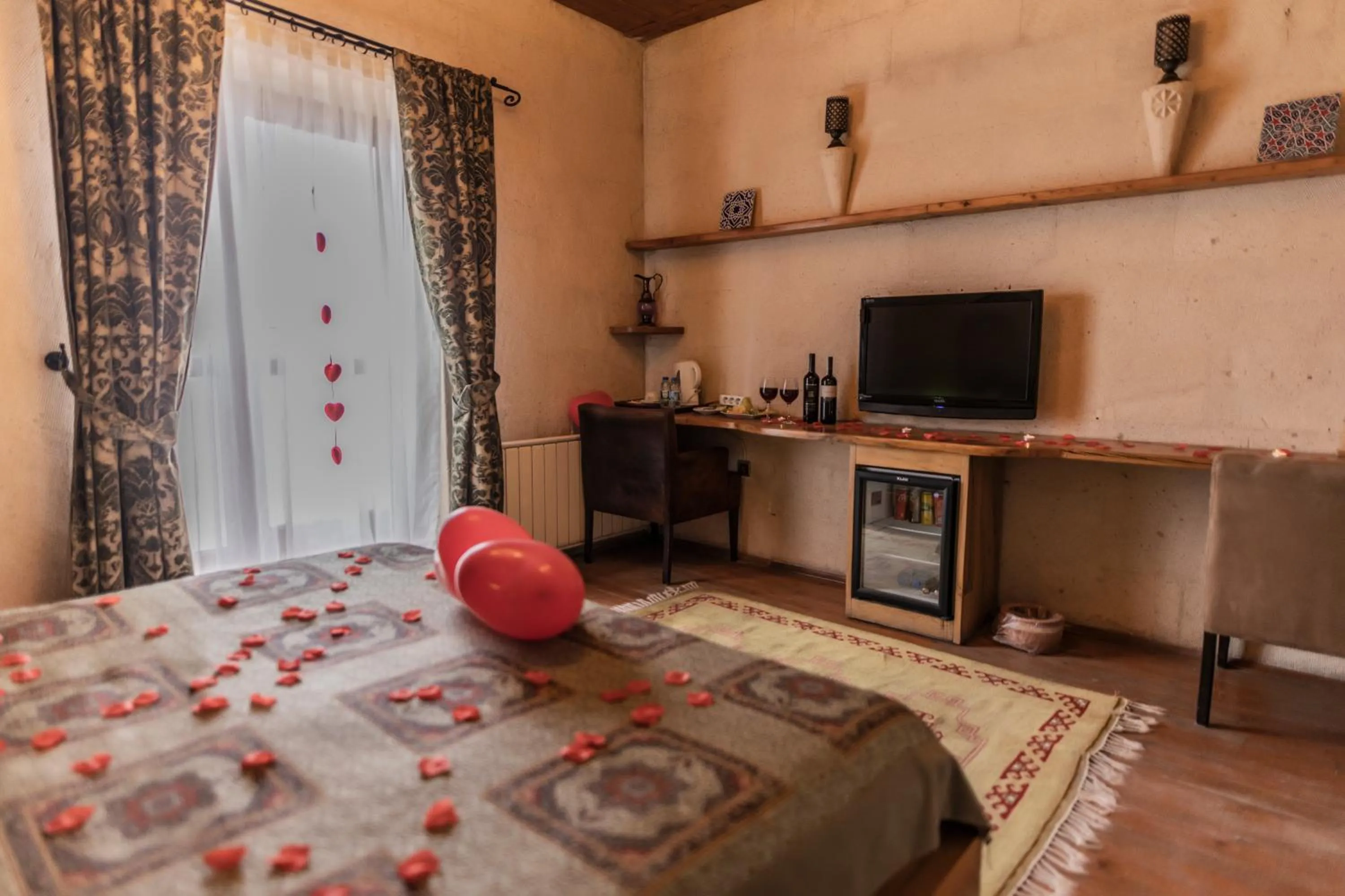 Massage in La Casa Cave Hotel