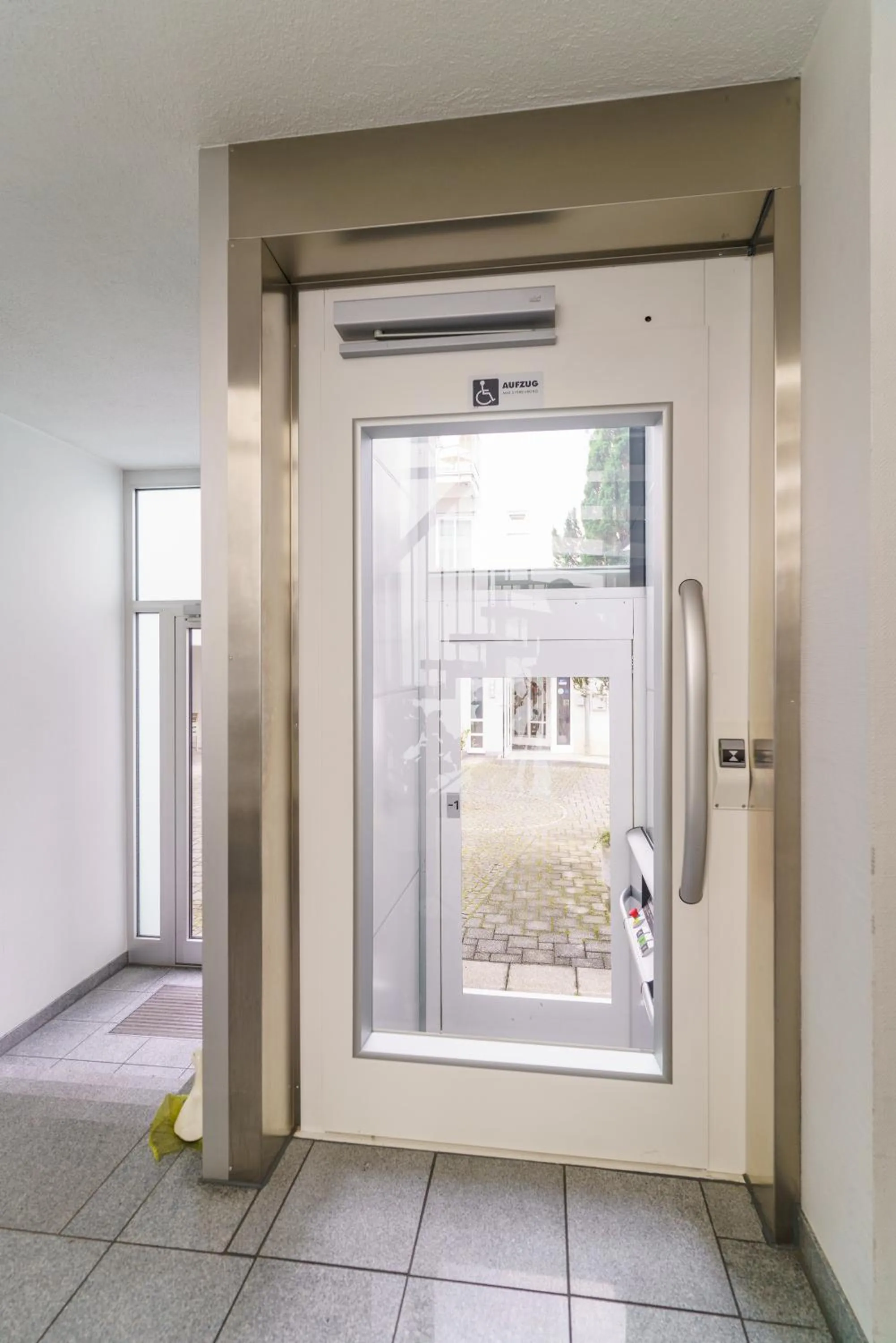 elevator in Stadthotel Pfeffermühle