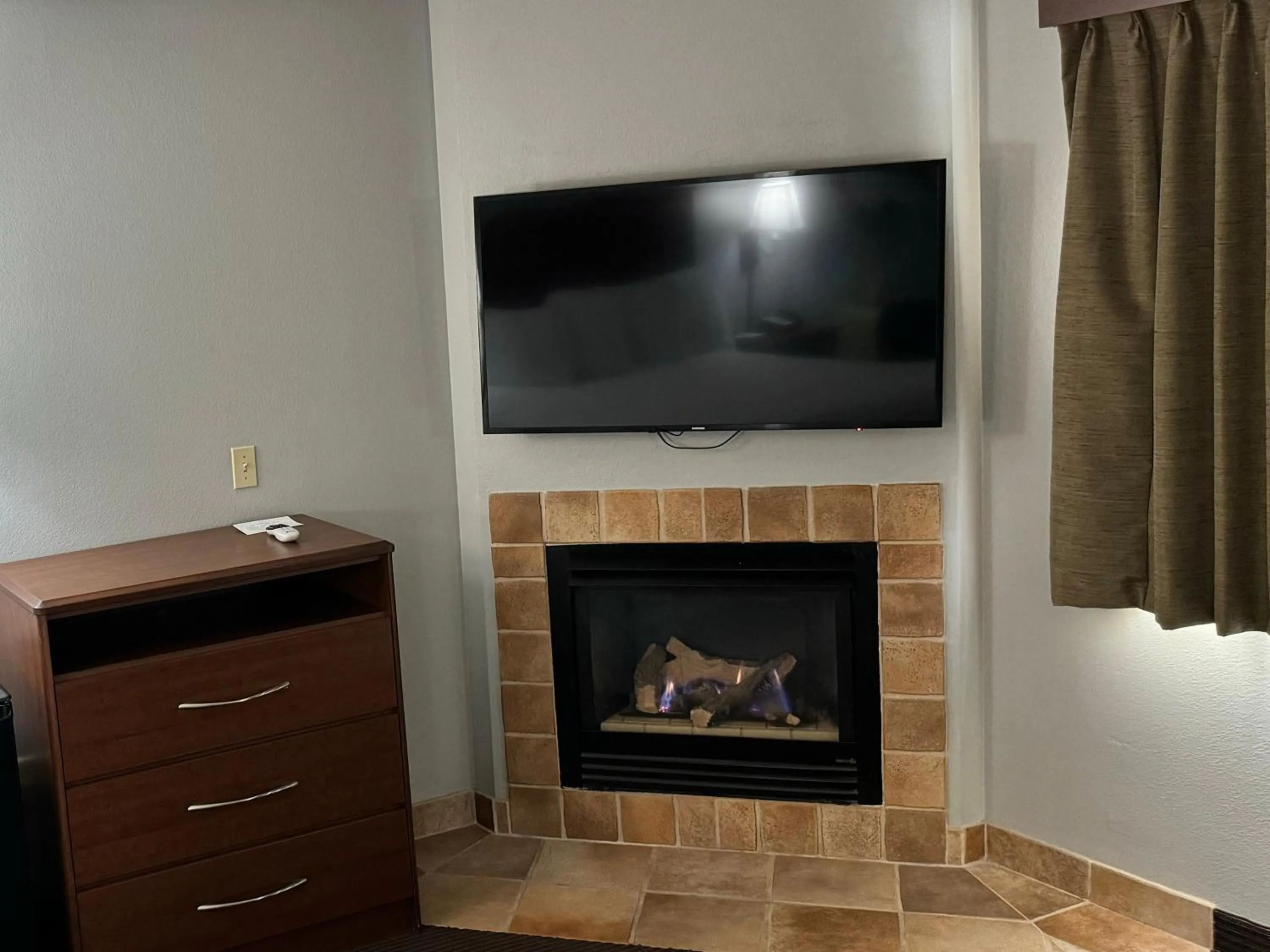 TV and multimedia in AmericInn by Wyndham Stillwater