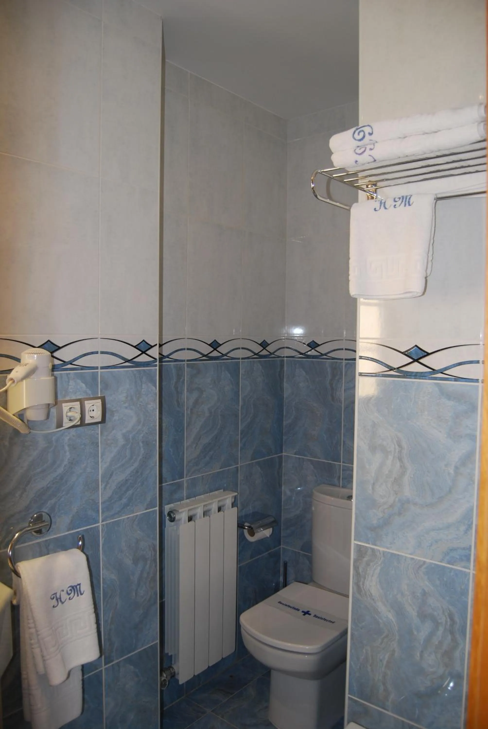 Bathroom in Hotel Meleiros