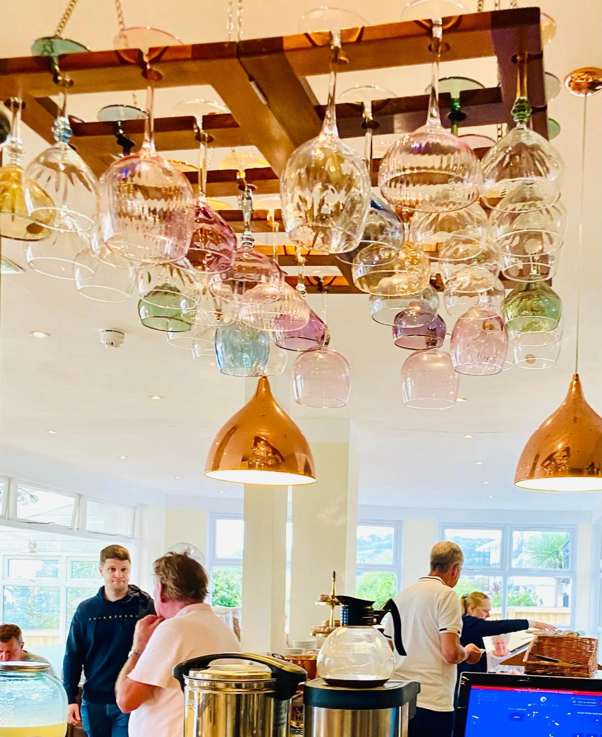 Restaurant/places to eat in Villa Mentone Hotel