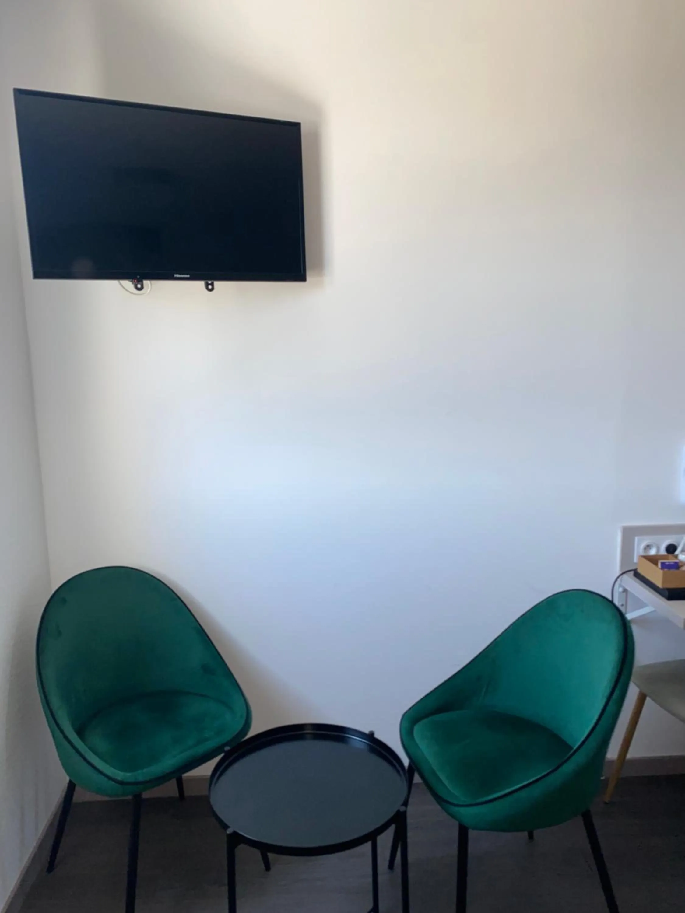 Living room in Aka Lodge Lyon Eurexpo Arena Stadium