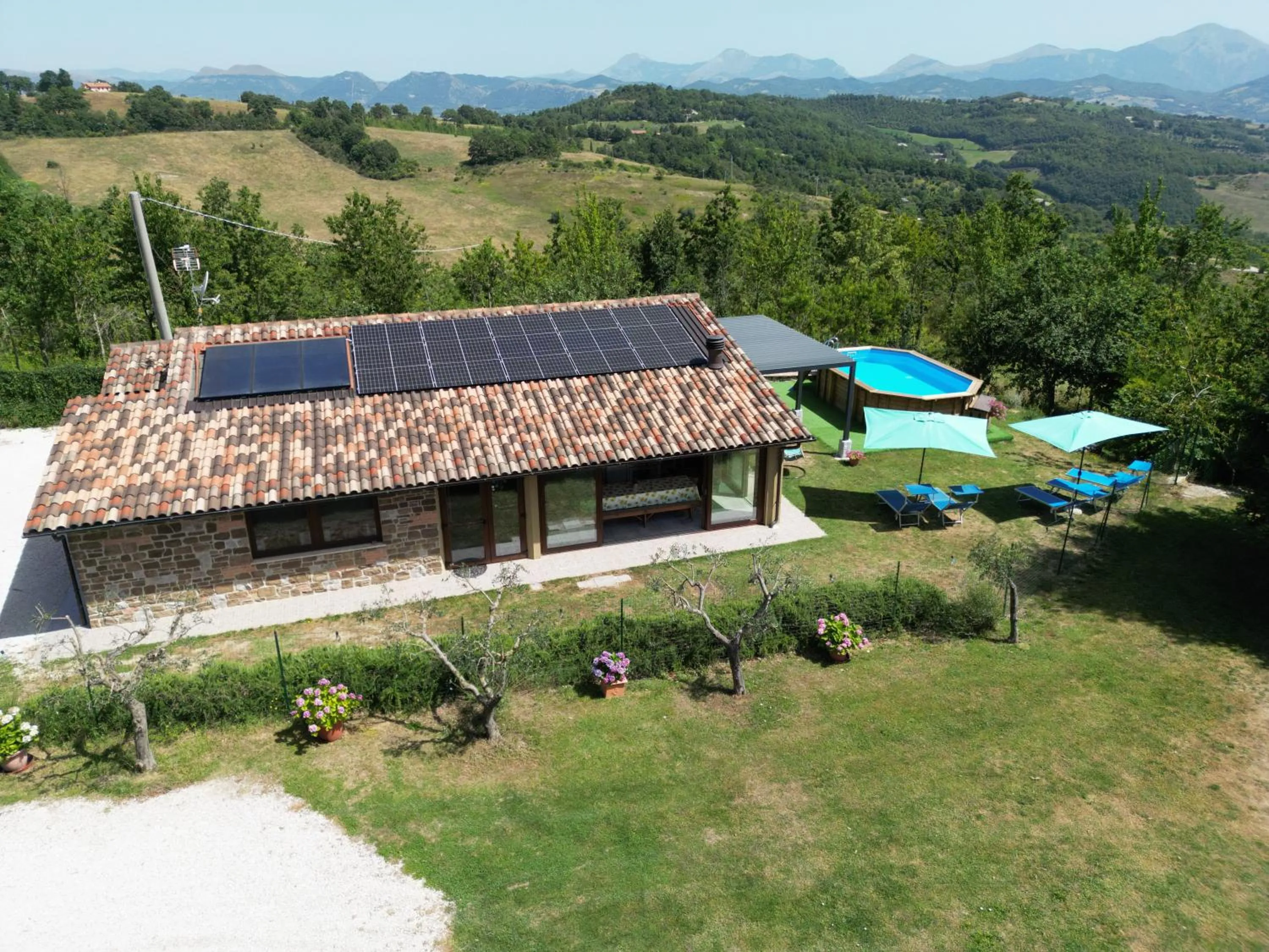 Property building in Casalotto Francescano