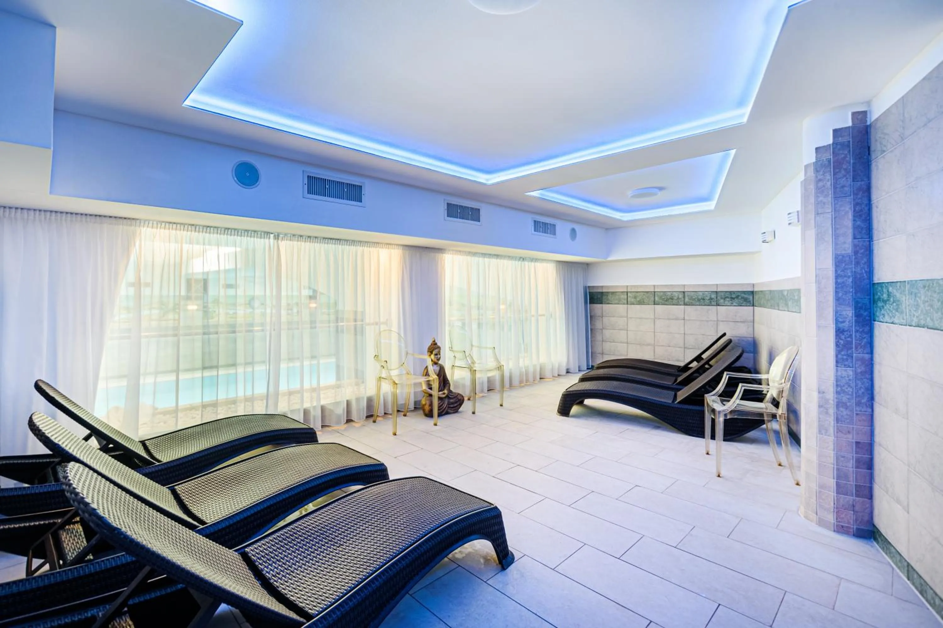 Spa and wellness centre/facilities in Holiday Club Apartman Hotel