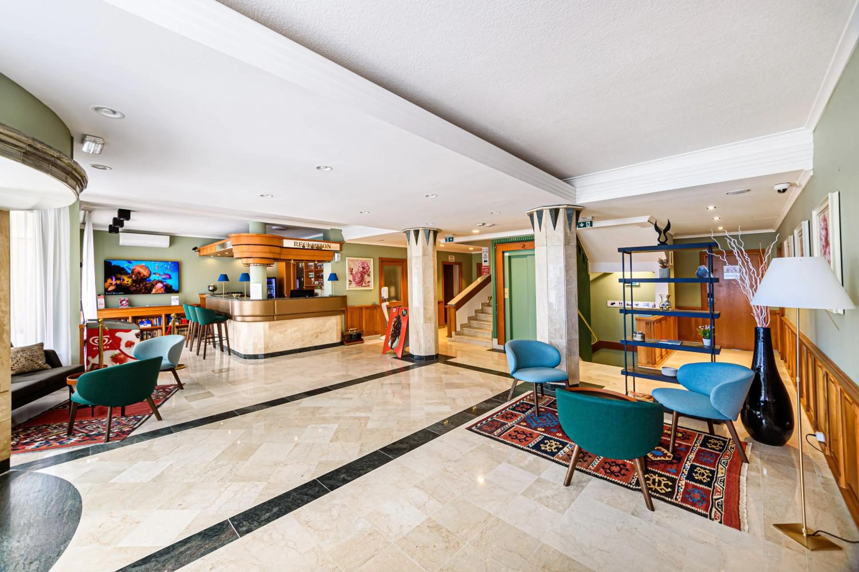 Lobby or reception in Holiday Club Apartman Hotel