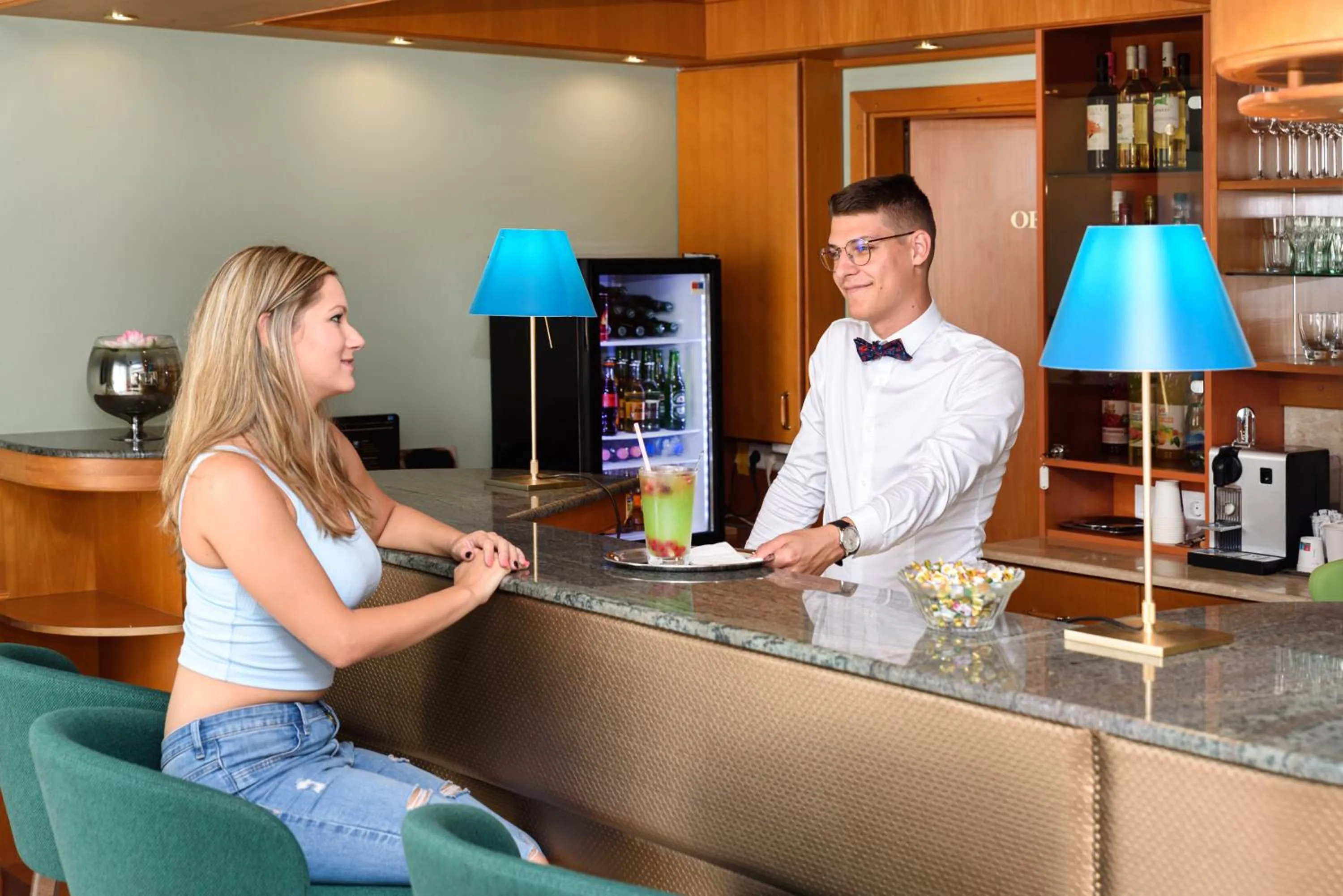 Lounge or bar in Holiday Club Apartman Hotel