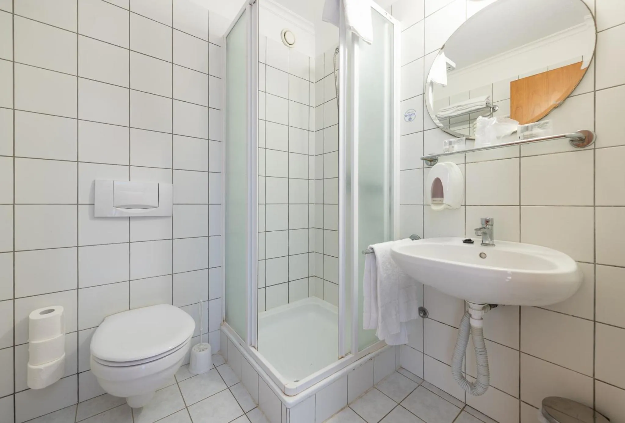 Bathroom in Holiday Club Apartman Hotel