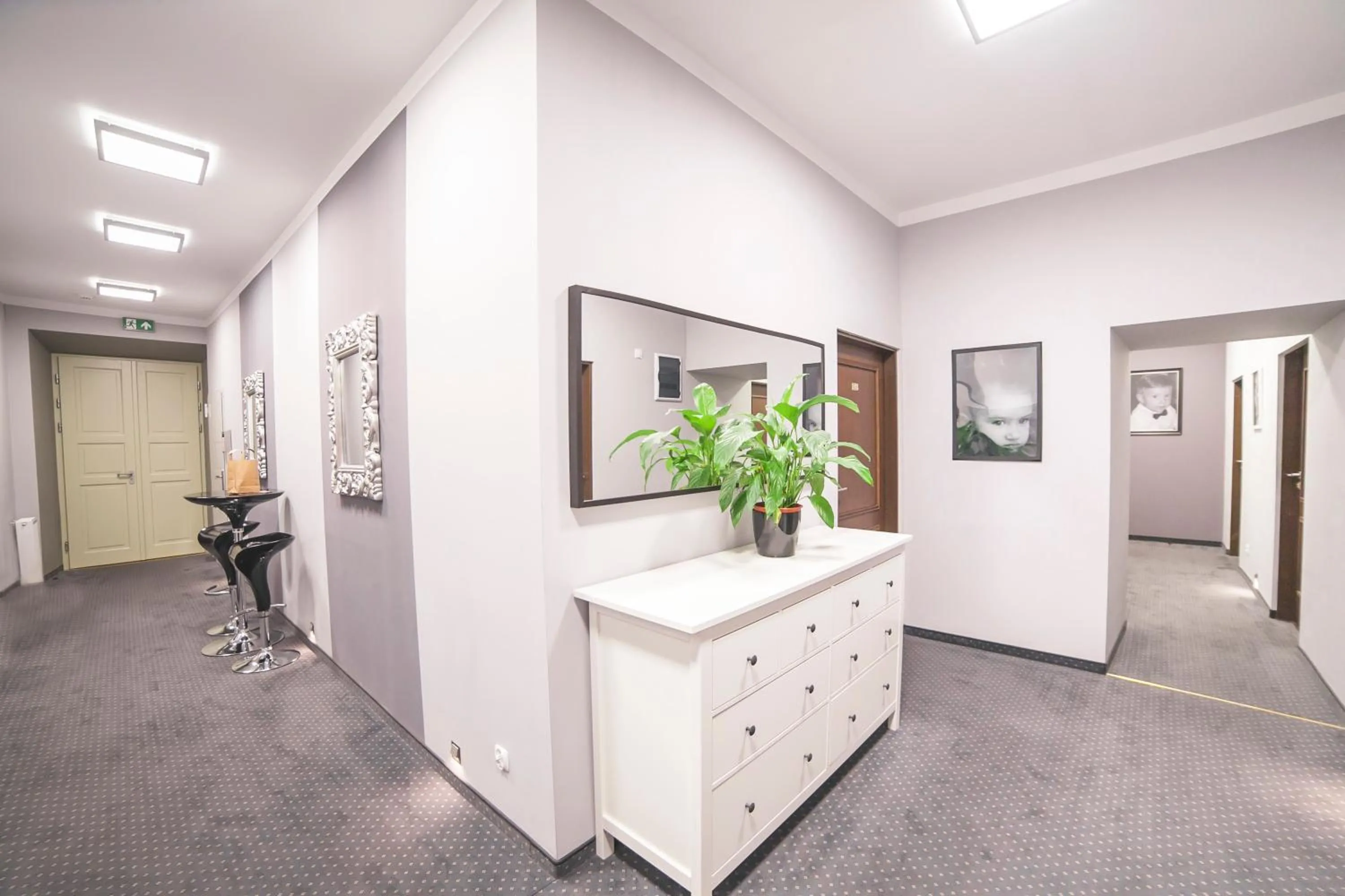 Lobby or reception in Residence B&B La Fontaine Aparthotel